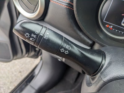 2020 Nissan Versa SR