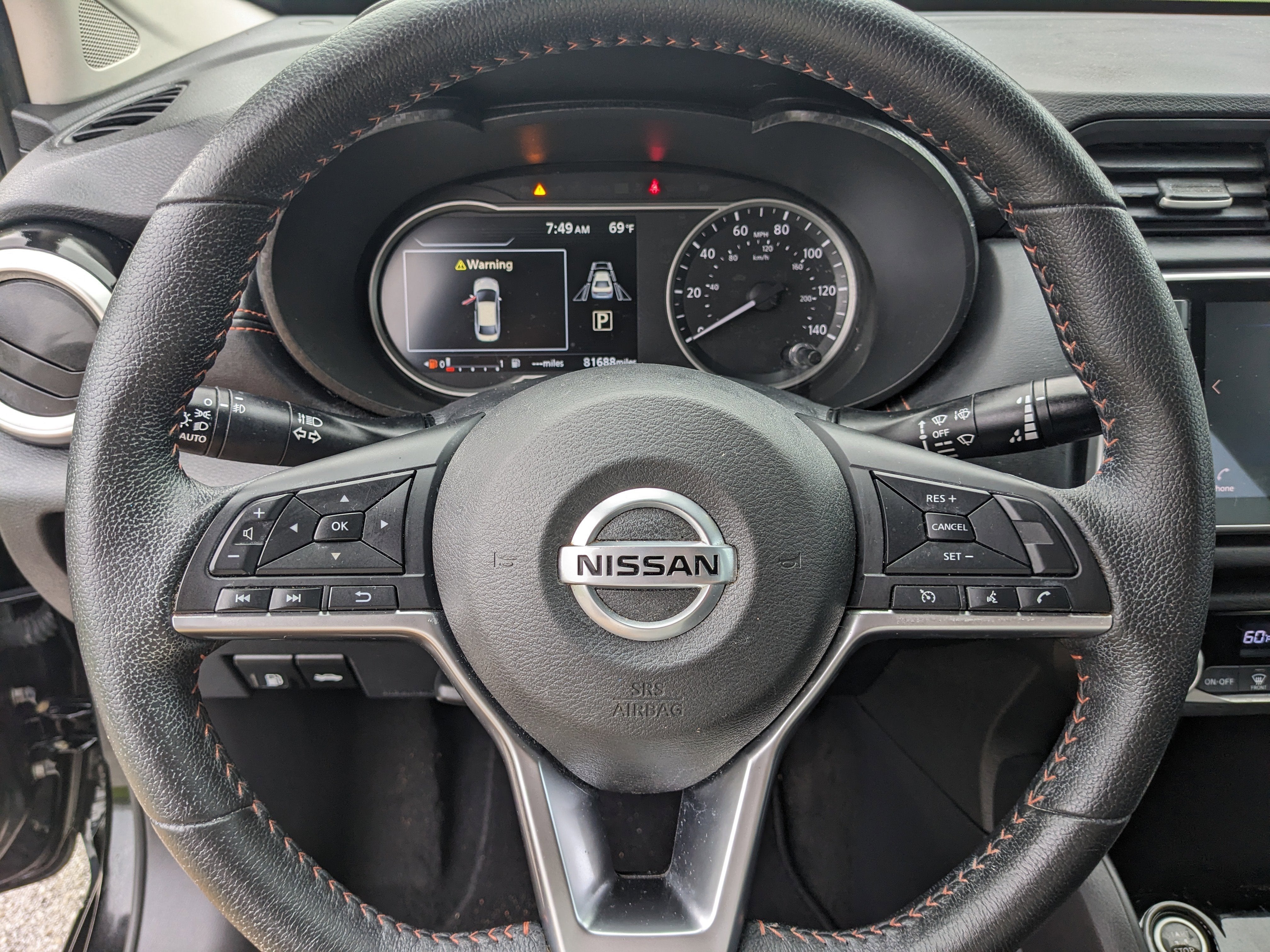 2020 Nissan Versa SR