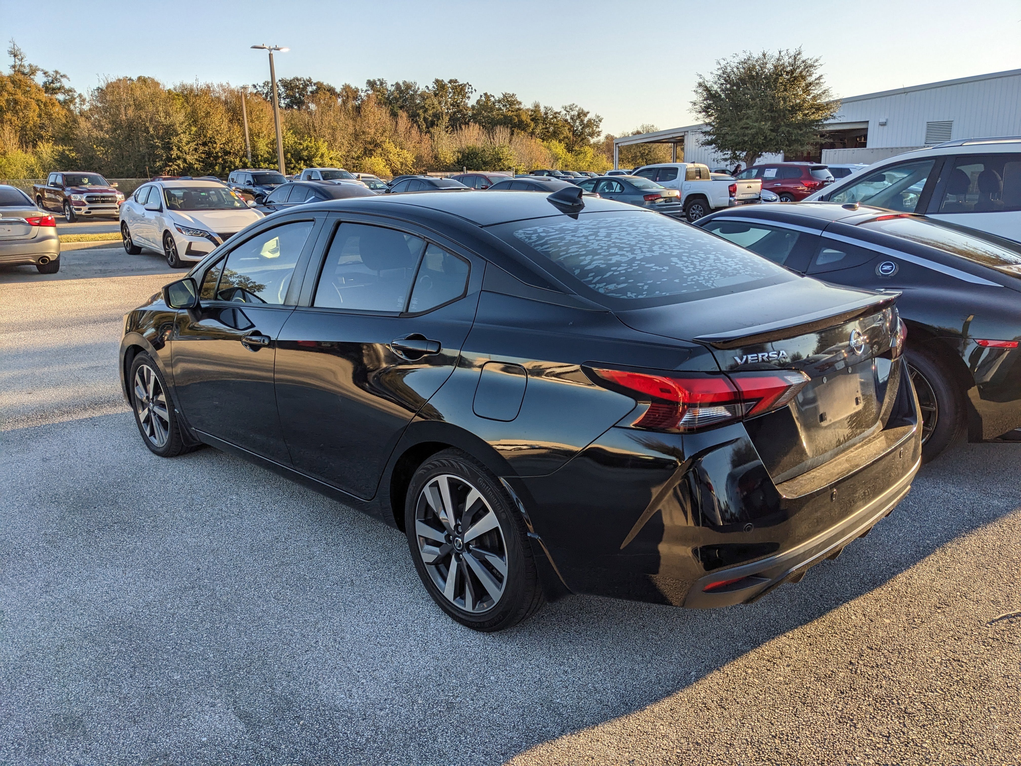 2020 Nissan Versa SR