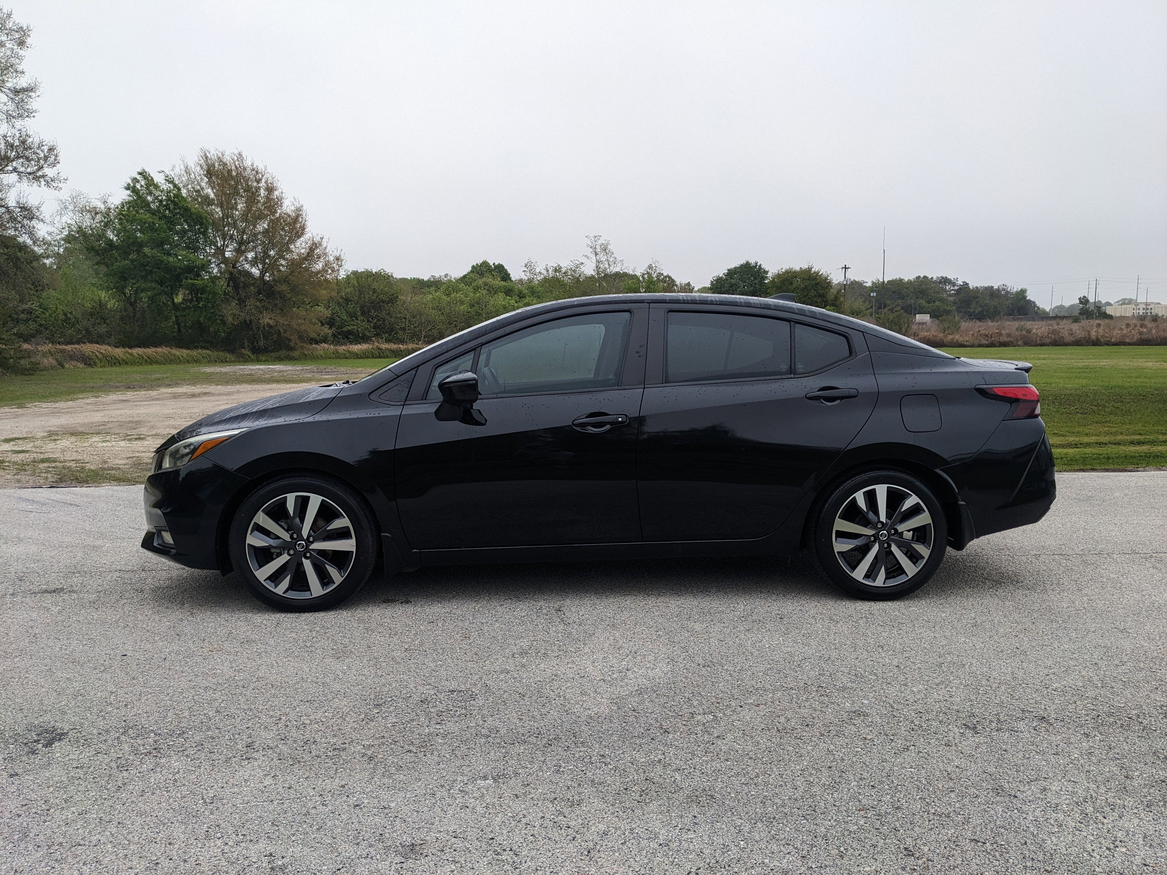 2020 Nissan Versa SR