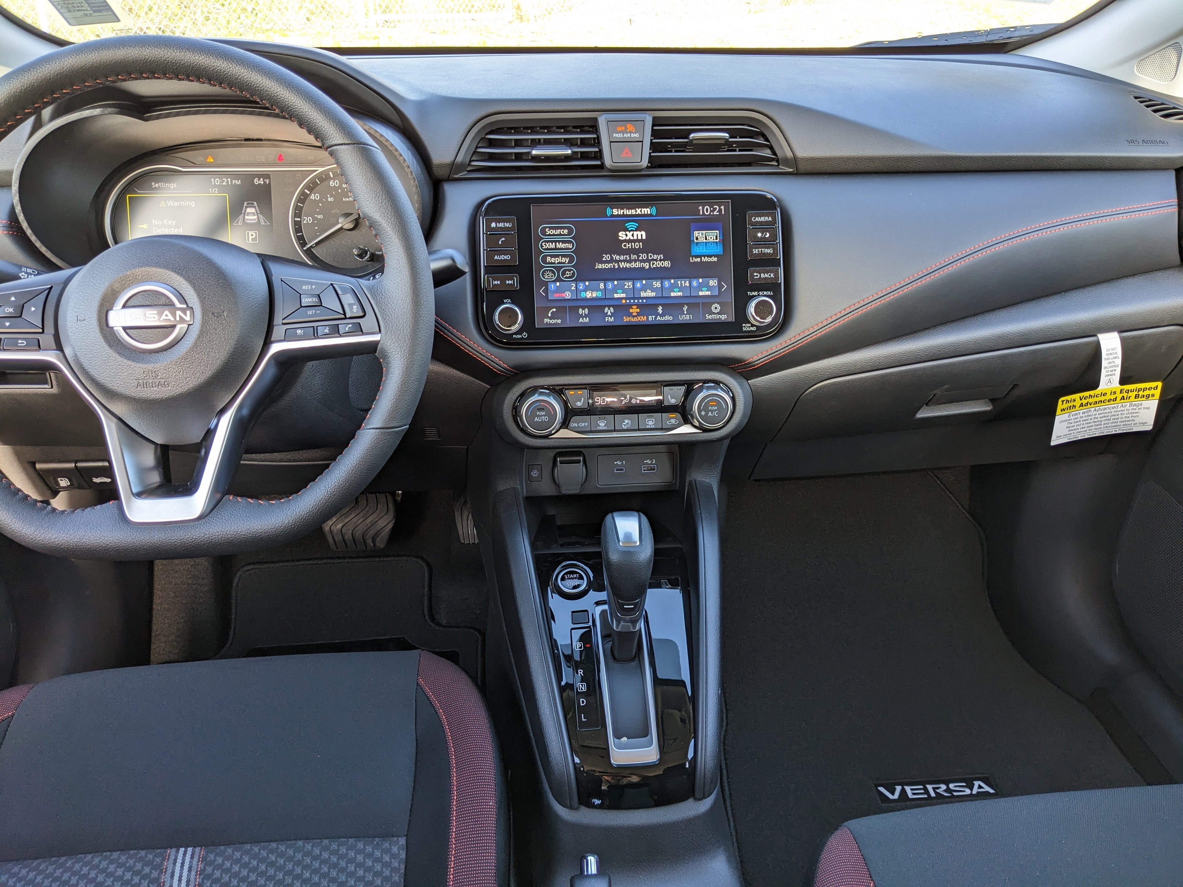 2025 Nissan Versa SR