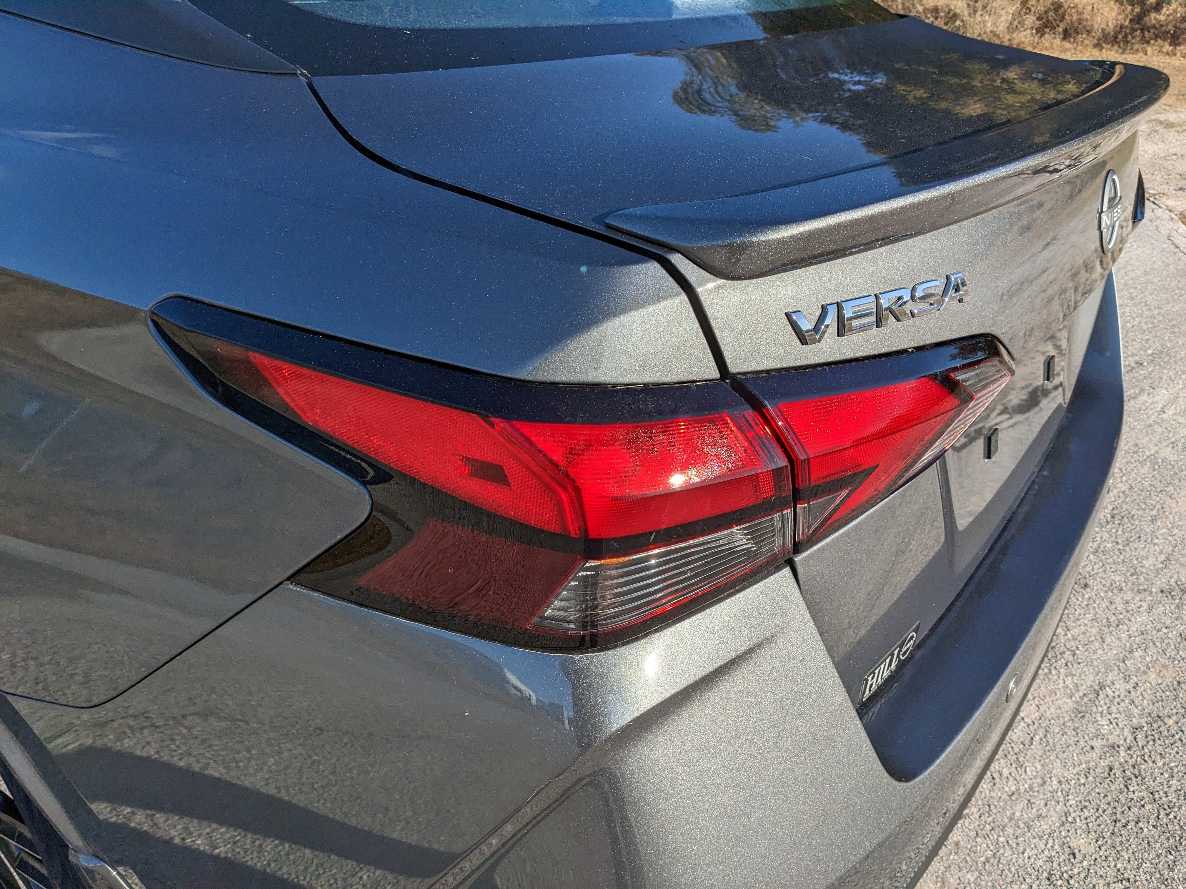 2025 Nissan Versa SR