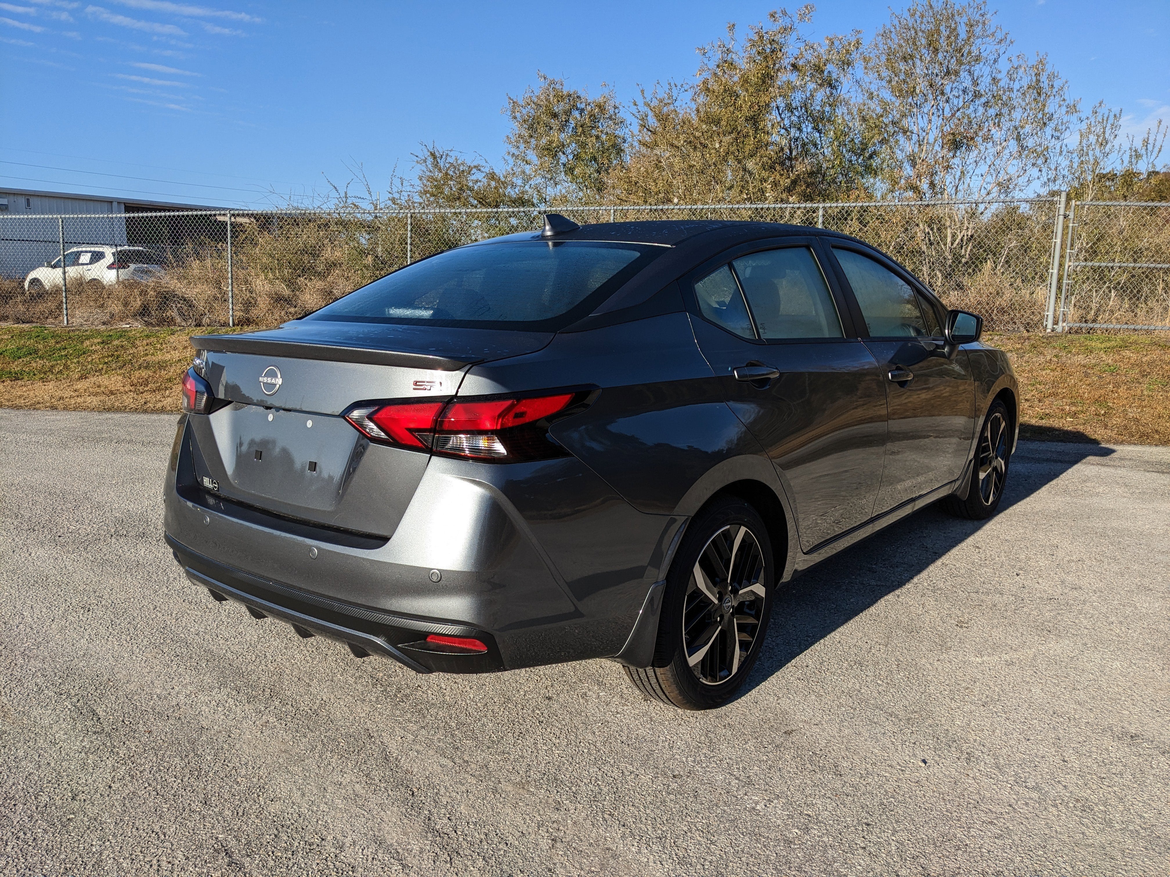 2025 Nissan Versa SR