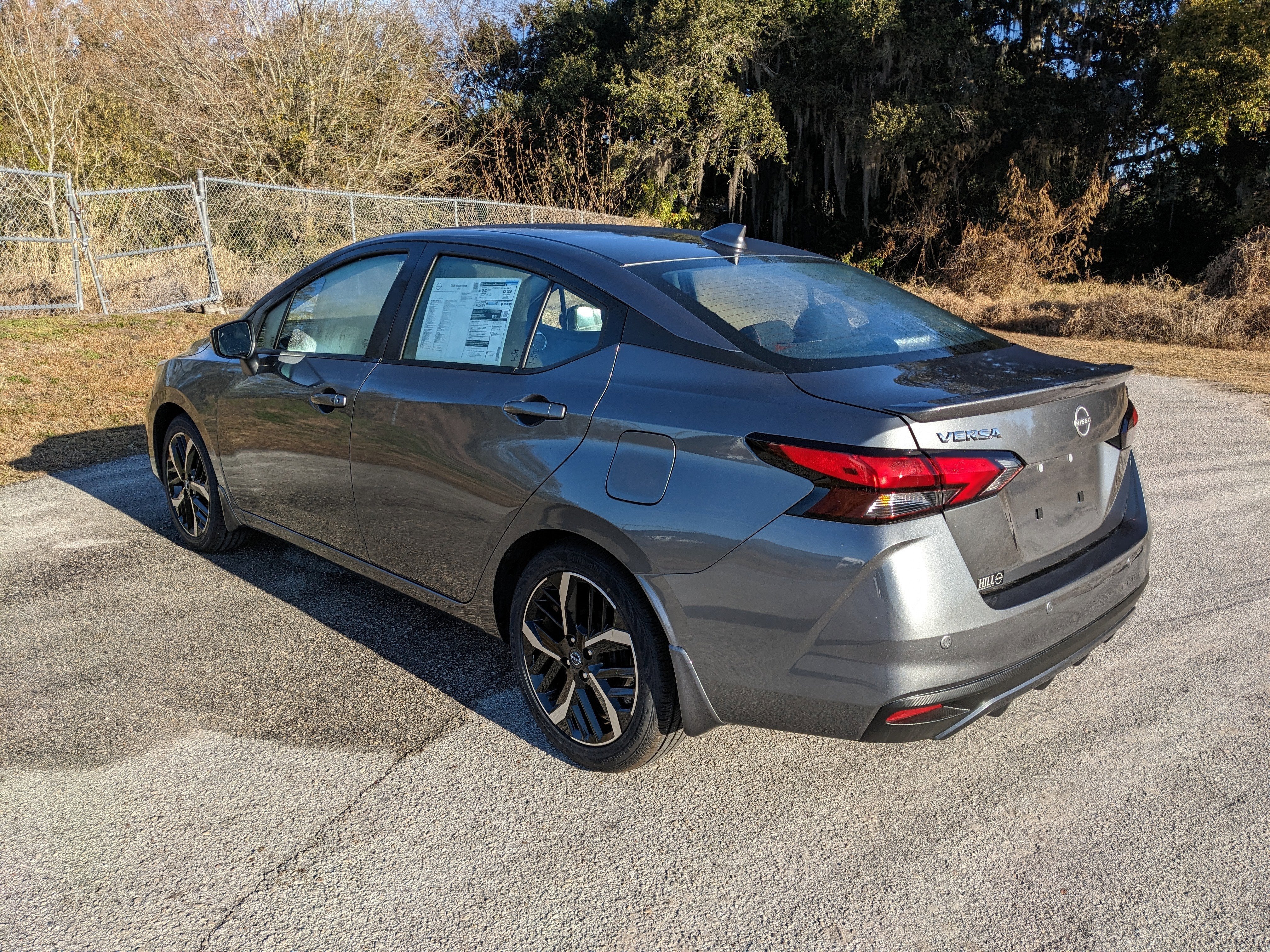 2025 Nissan Versa SR