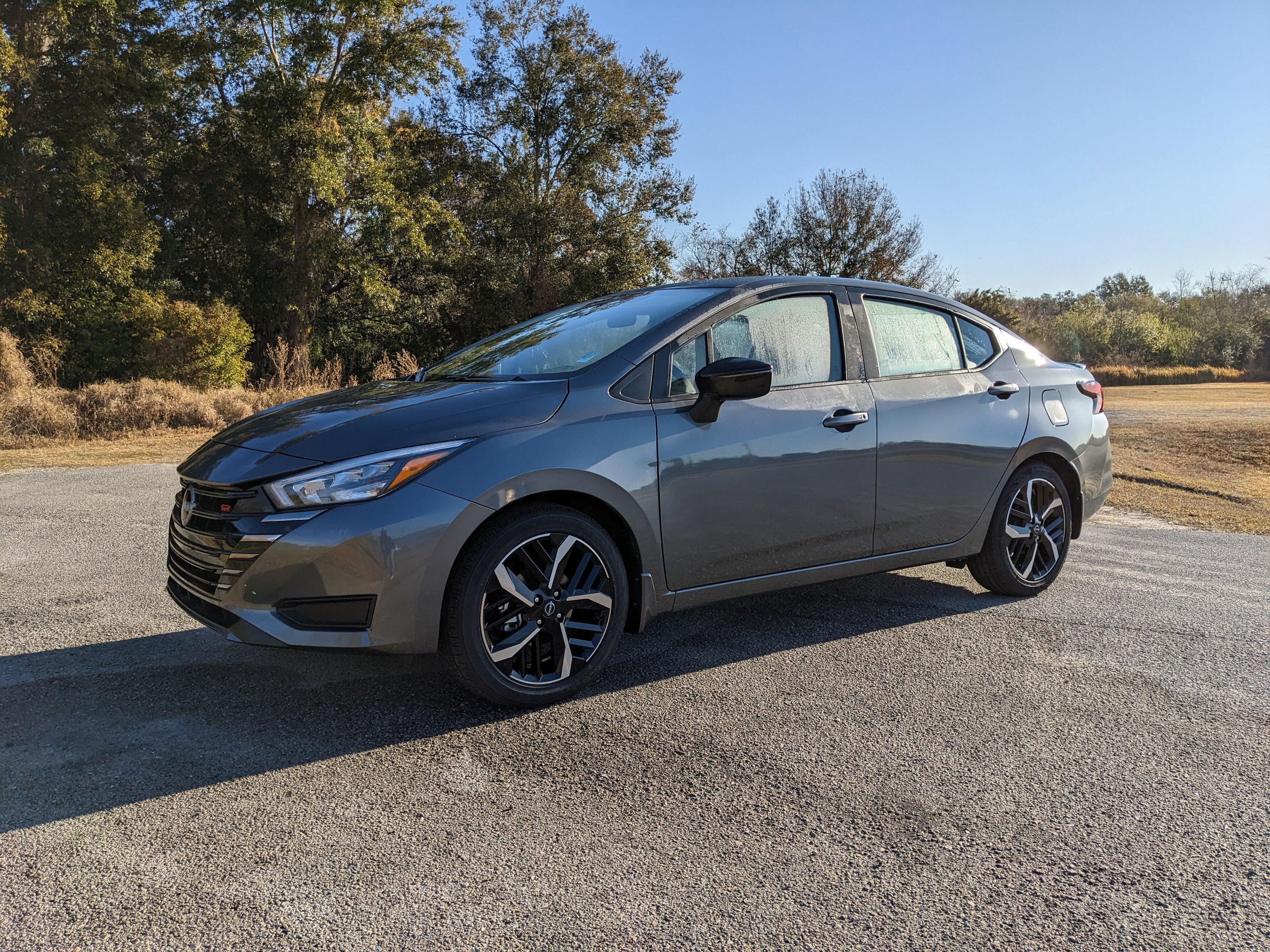 2025 Nissan Versa SR