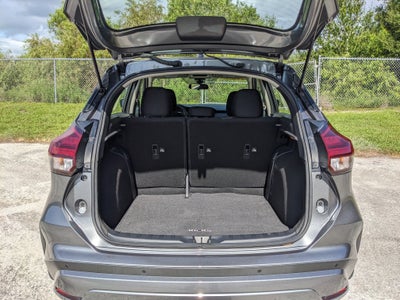 2024 Nissan Kicks S