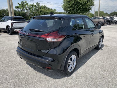 2025 Nissan Kicks Play S