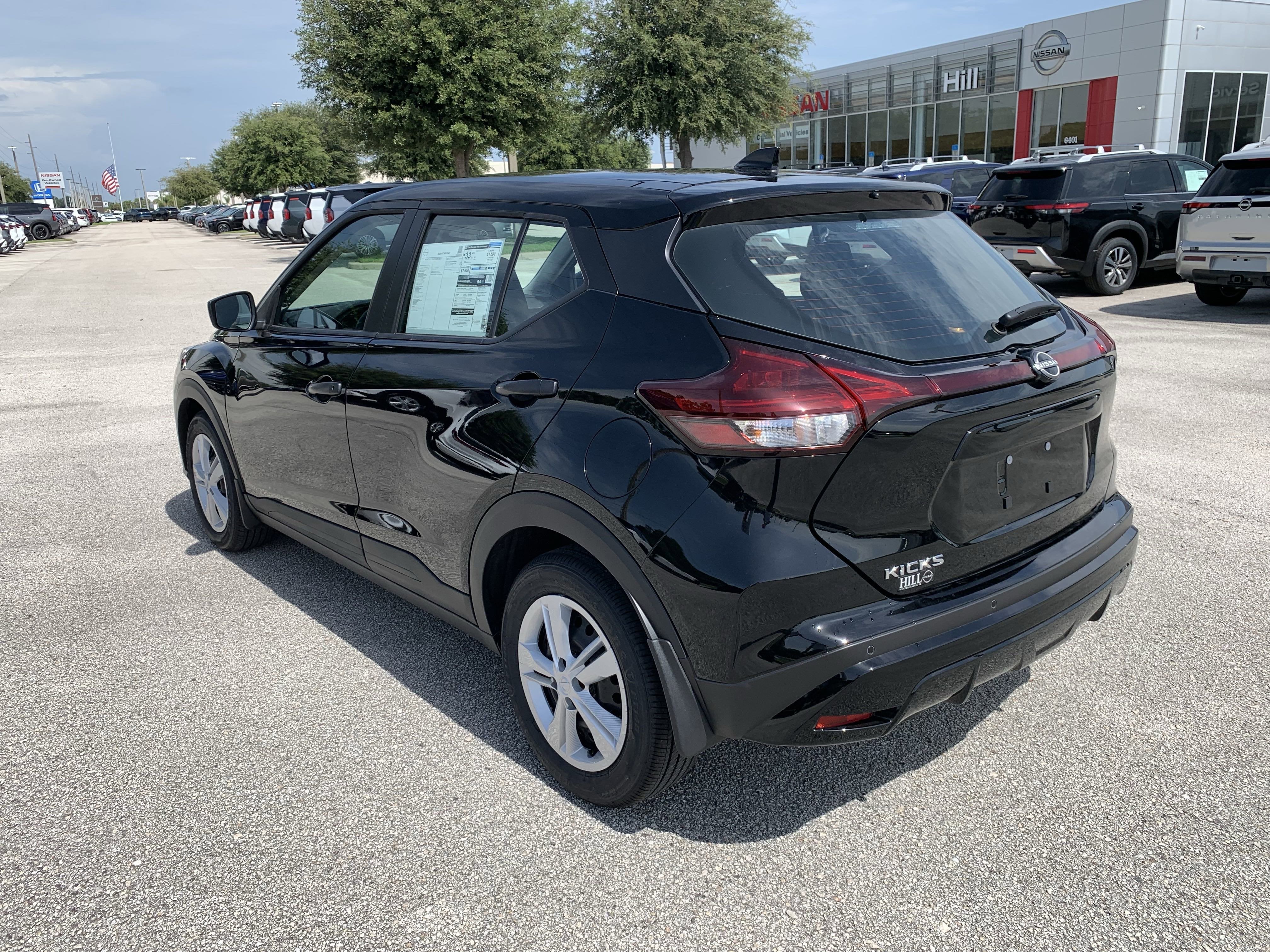 2025 Nissan Kicks Play S