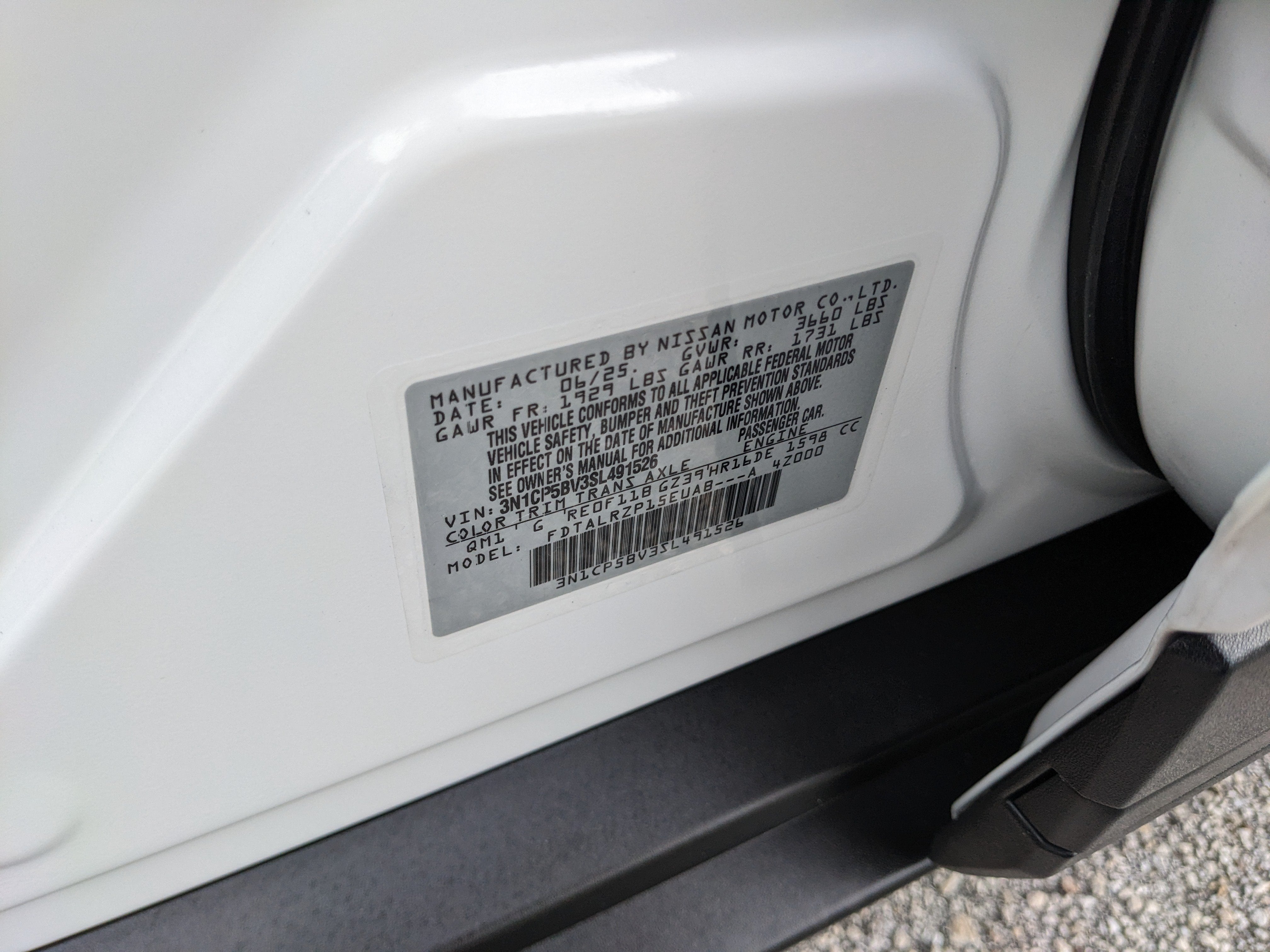 2025 Nissan Kicks Play S
