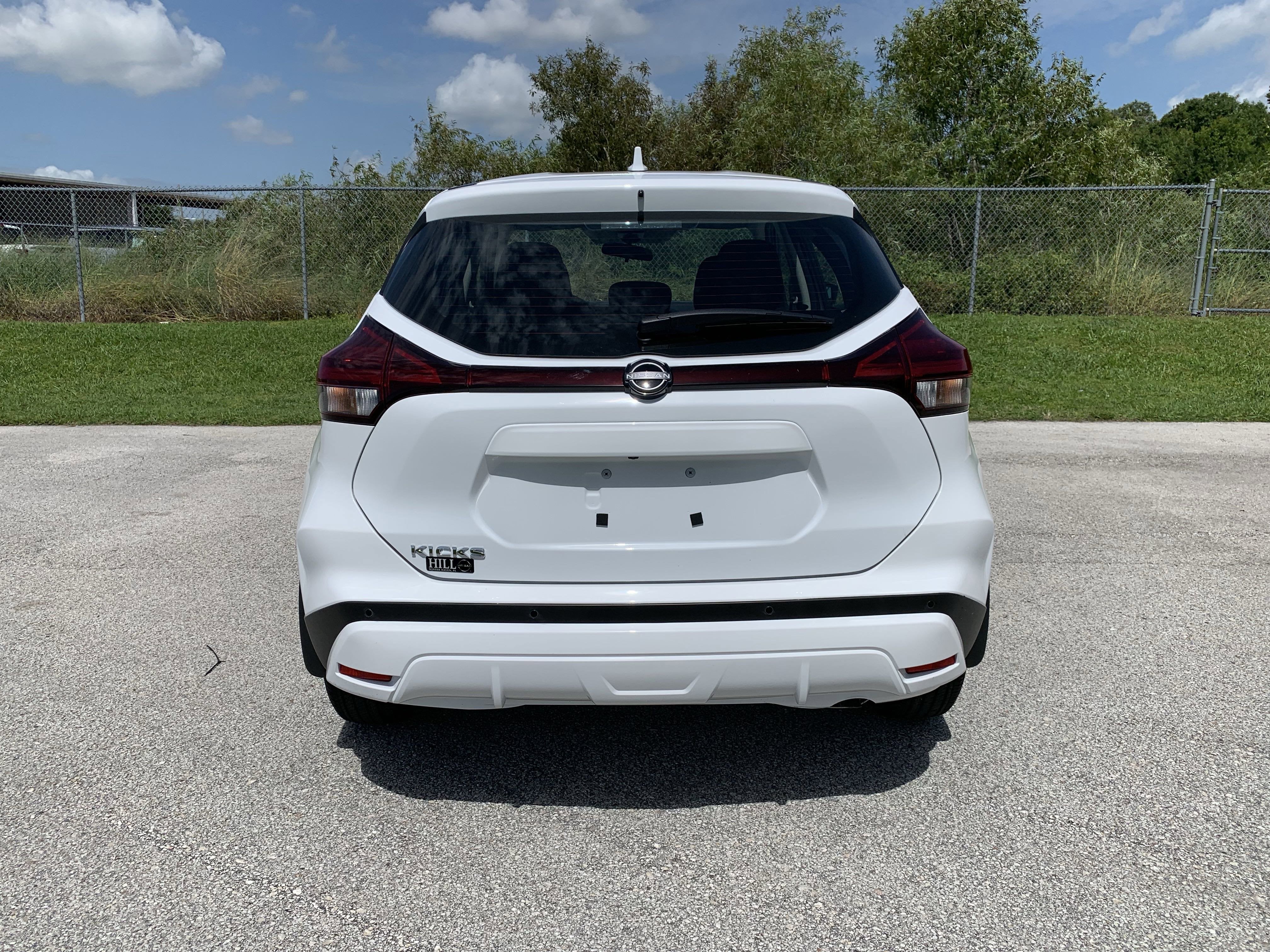 2025 Nissan Kicks Play S