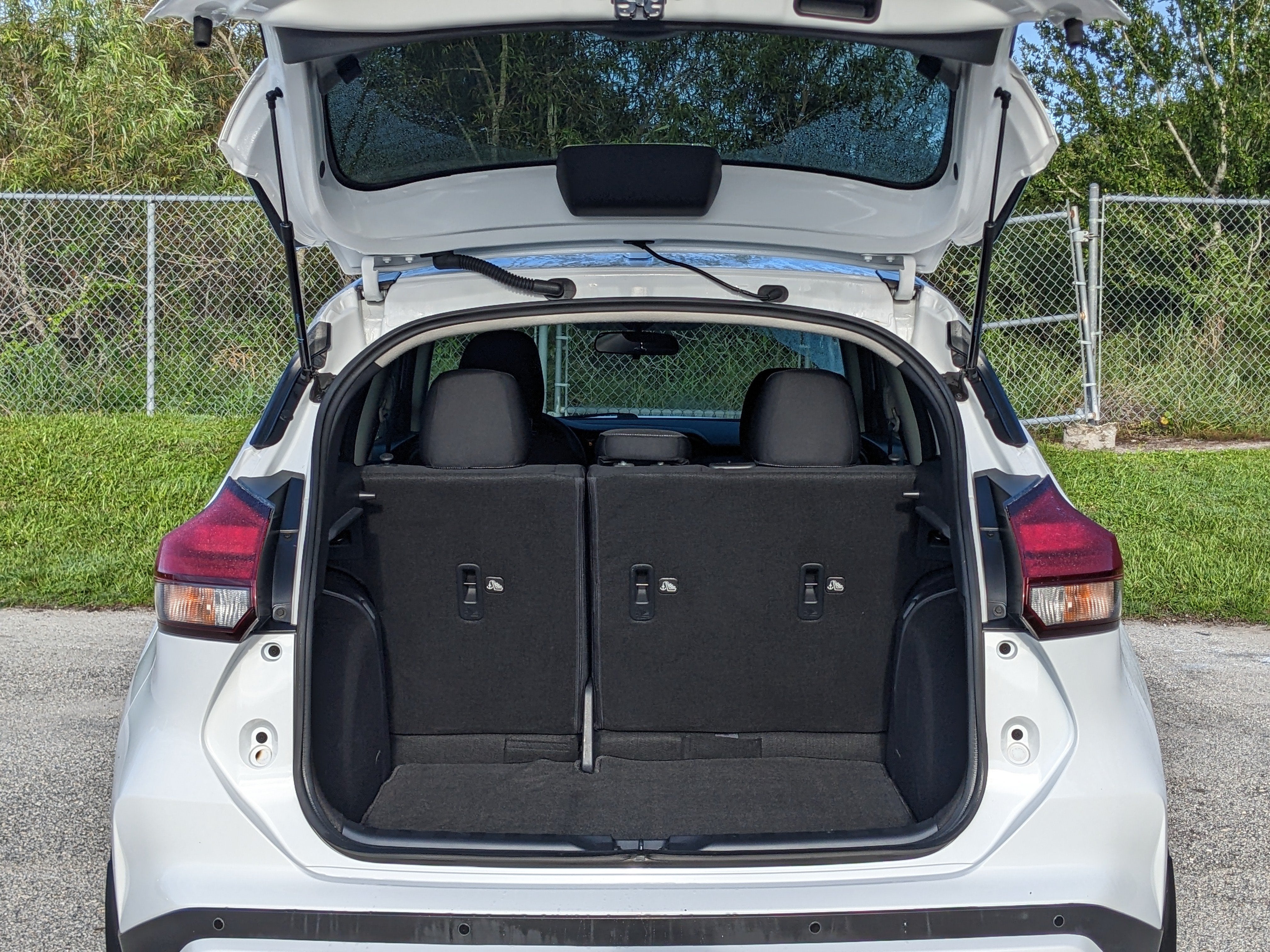 2021 Nissan Kicks S