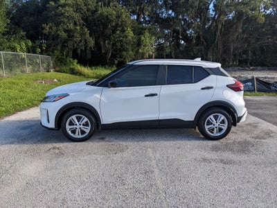 2021 Nissan Kicks S