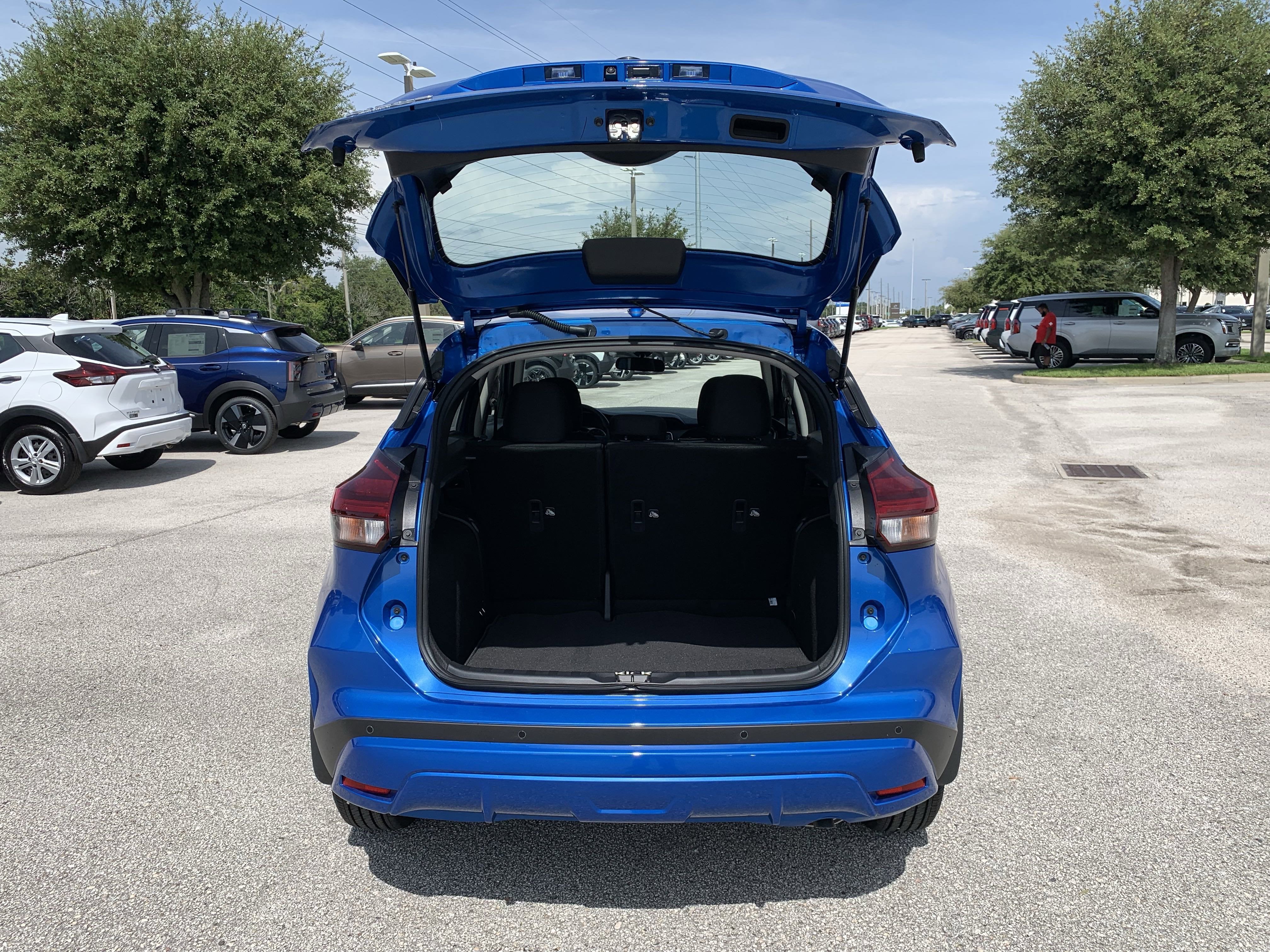 2025 Nissan Kicks Play S