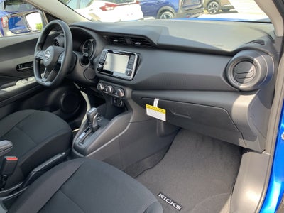 2025 Nissan Kicks Play S
