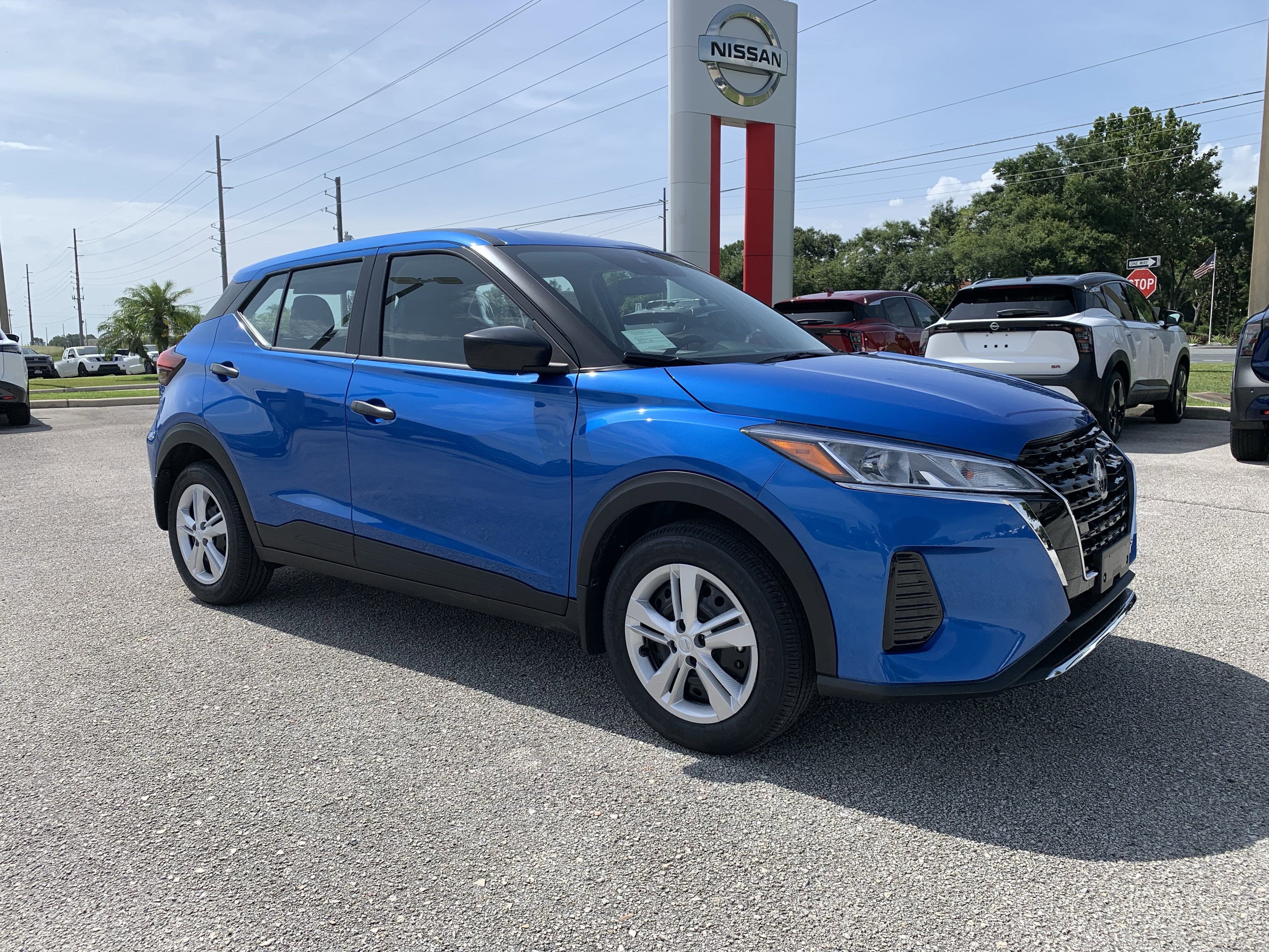 2025 Nissan Kicks Play S