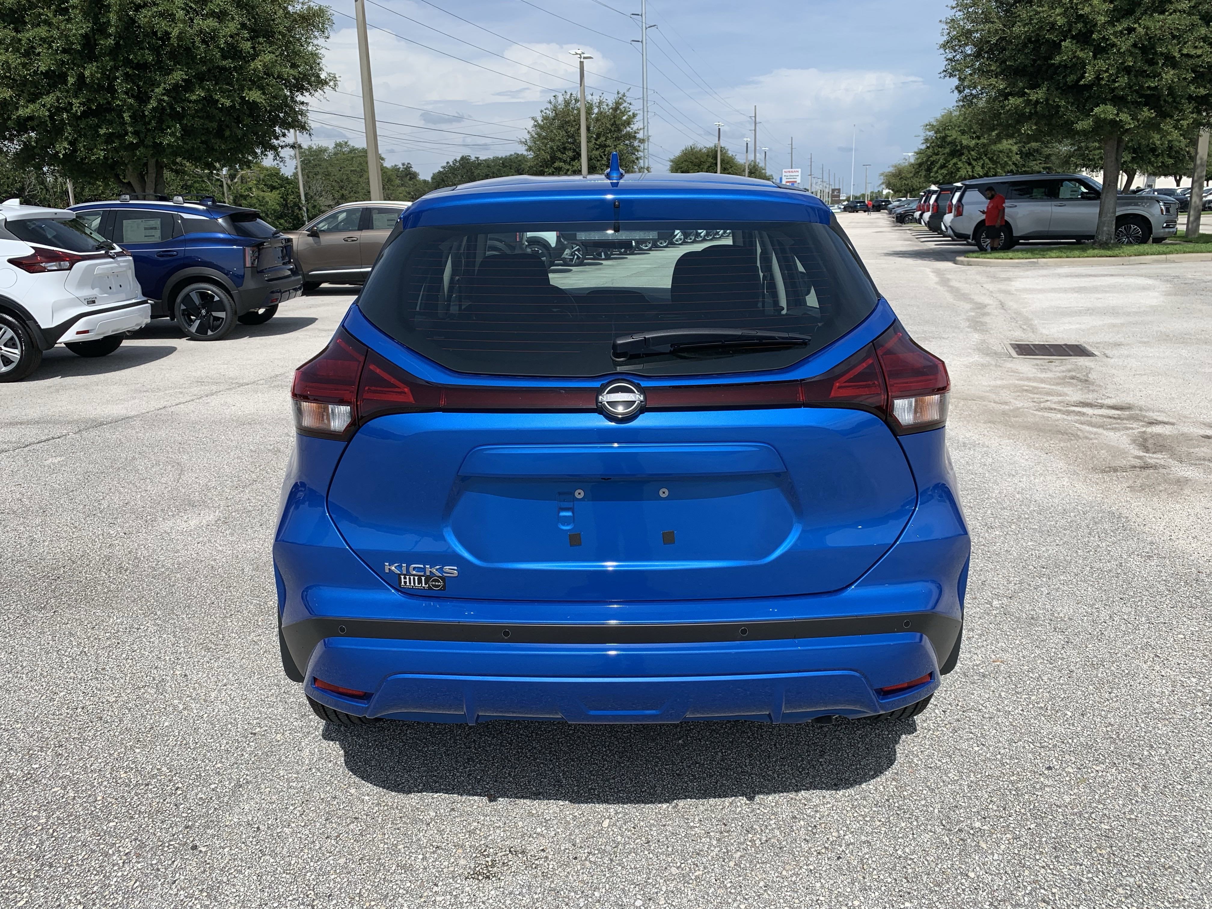 2025 Nissan Kicks Play S