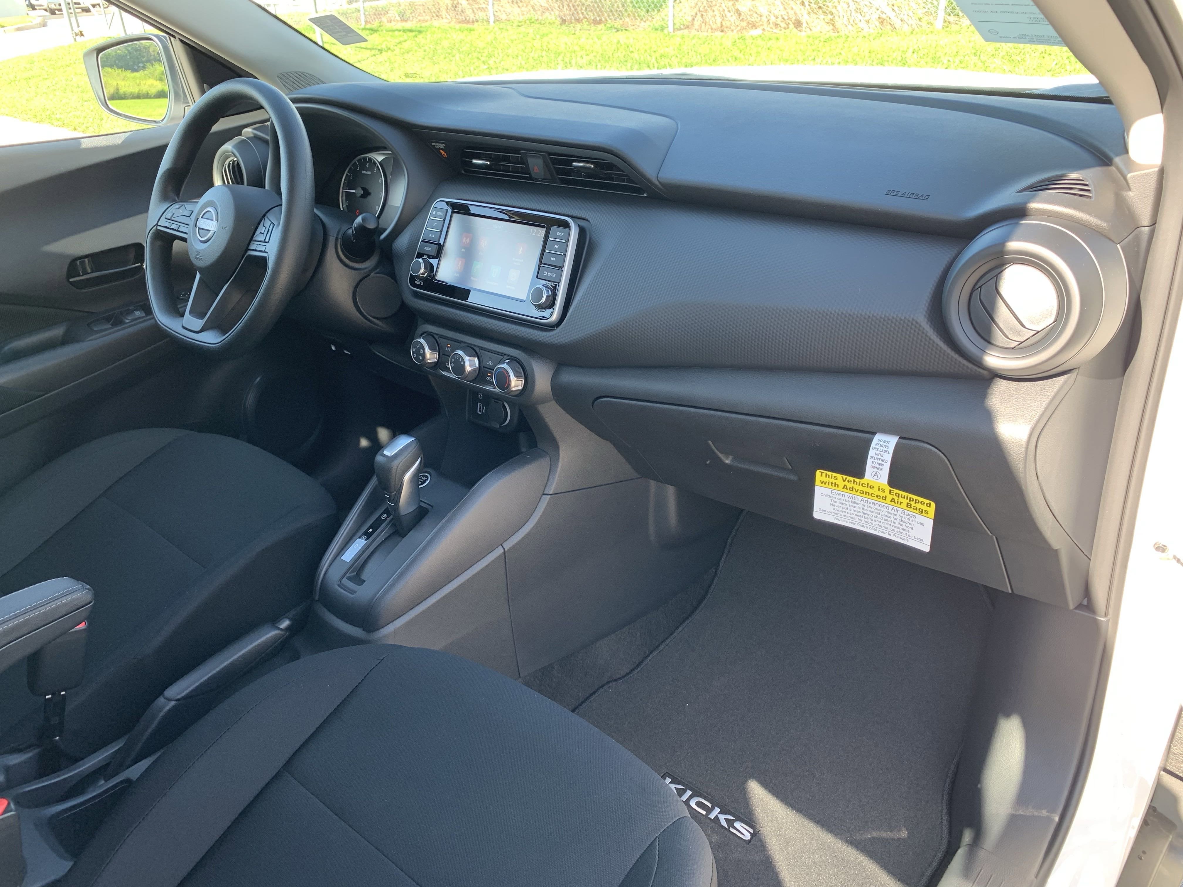 2025 Nissan Kicks Play S