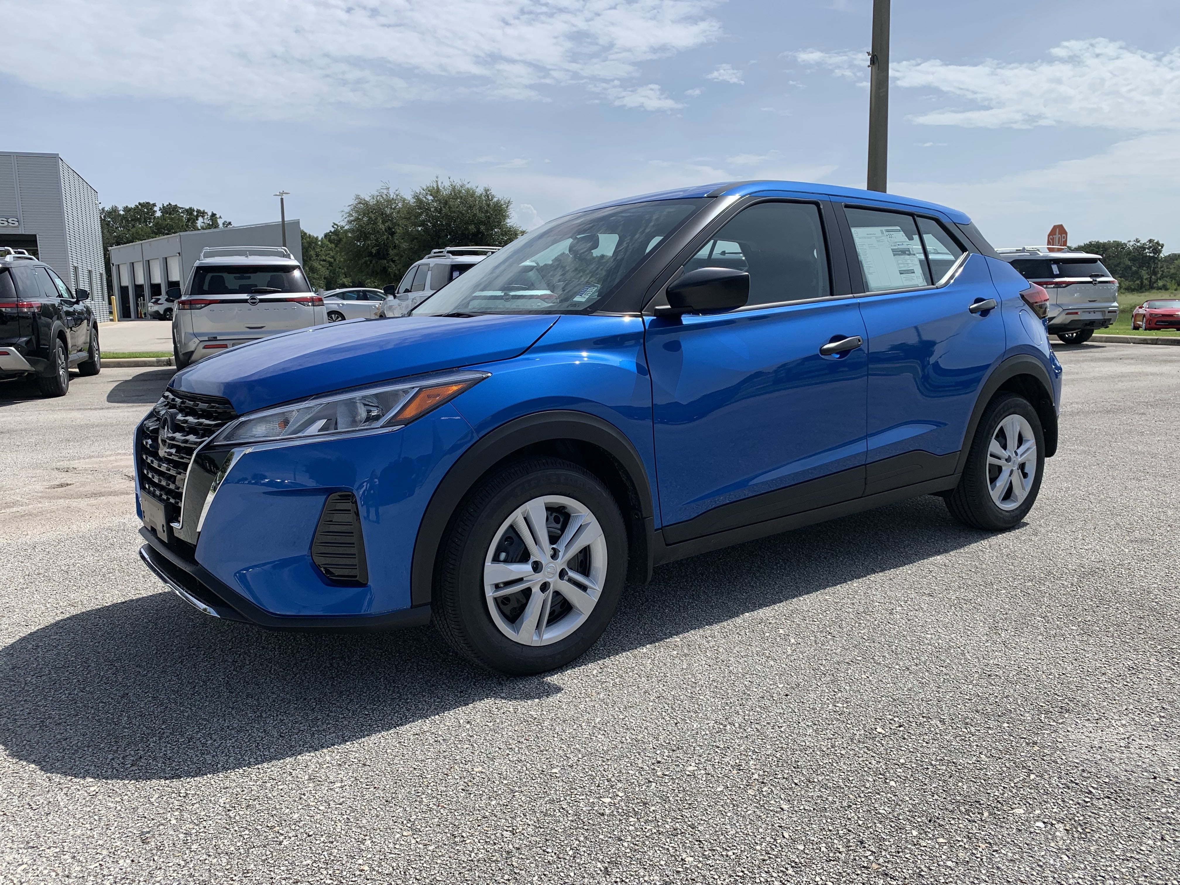 2025 Nissan Kicks Play S