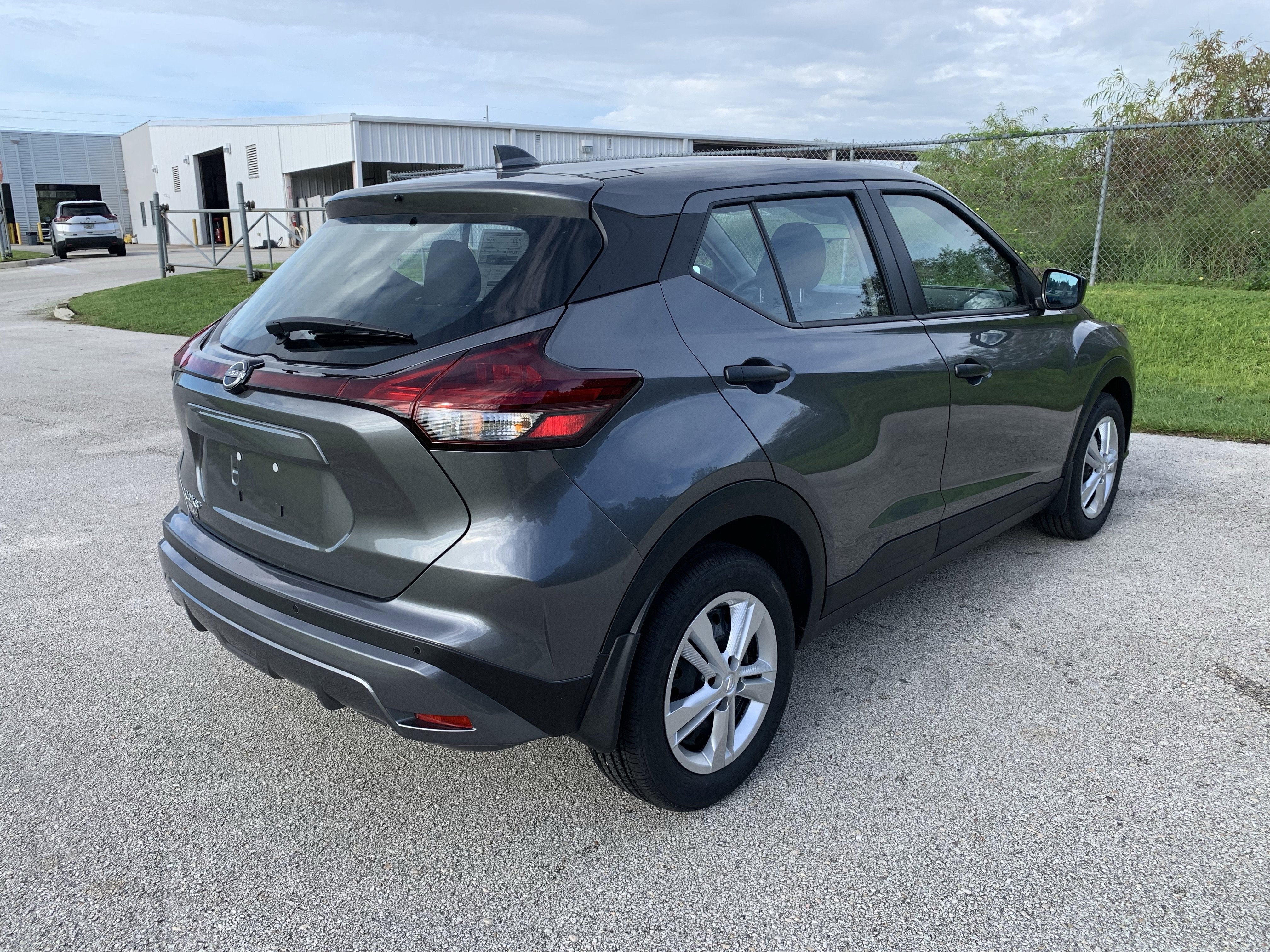 2025 Nissan Kicks Play S