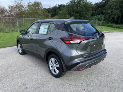 2025 Nissan Kicks Play S