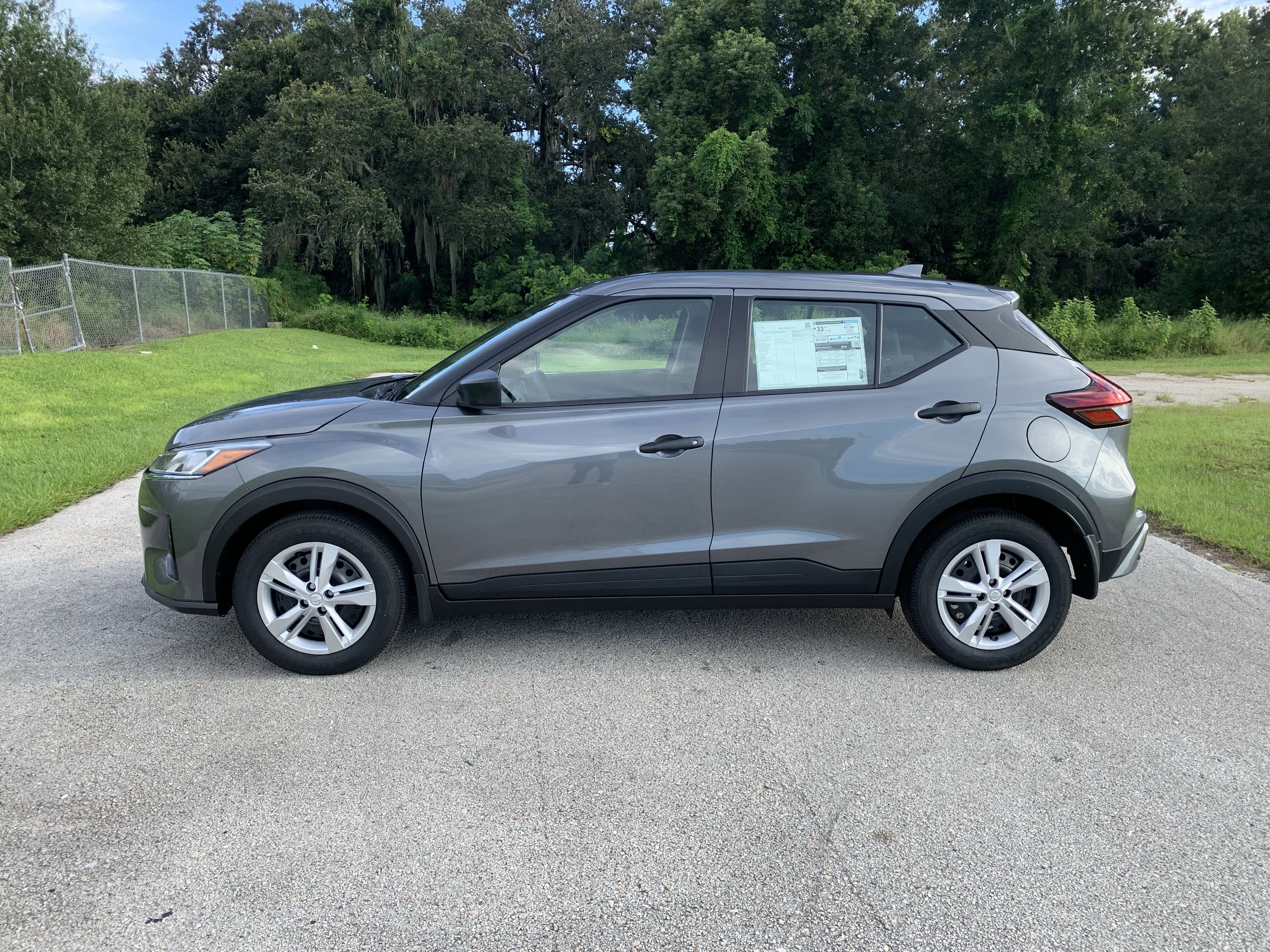 2025 Nissan Kicks Play S