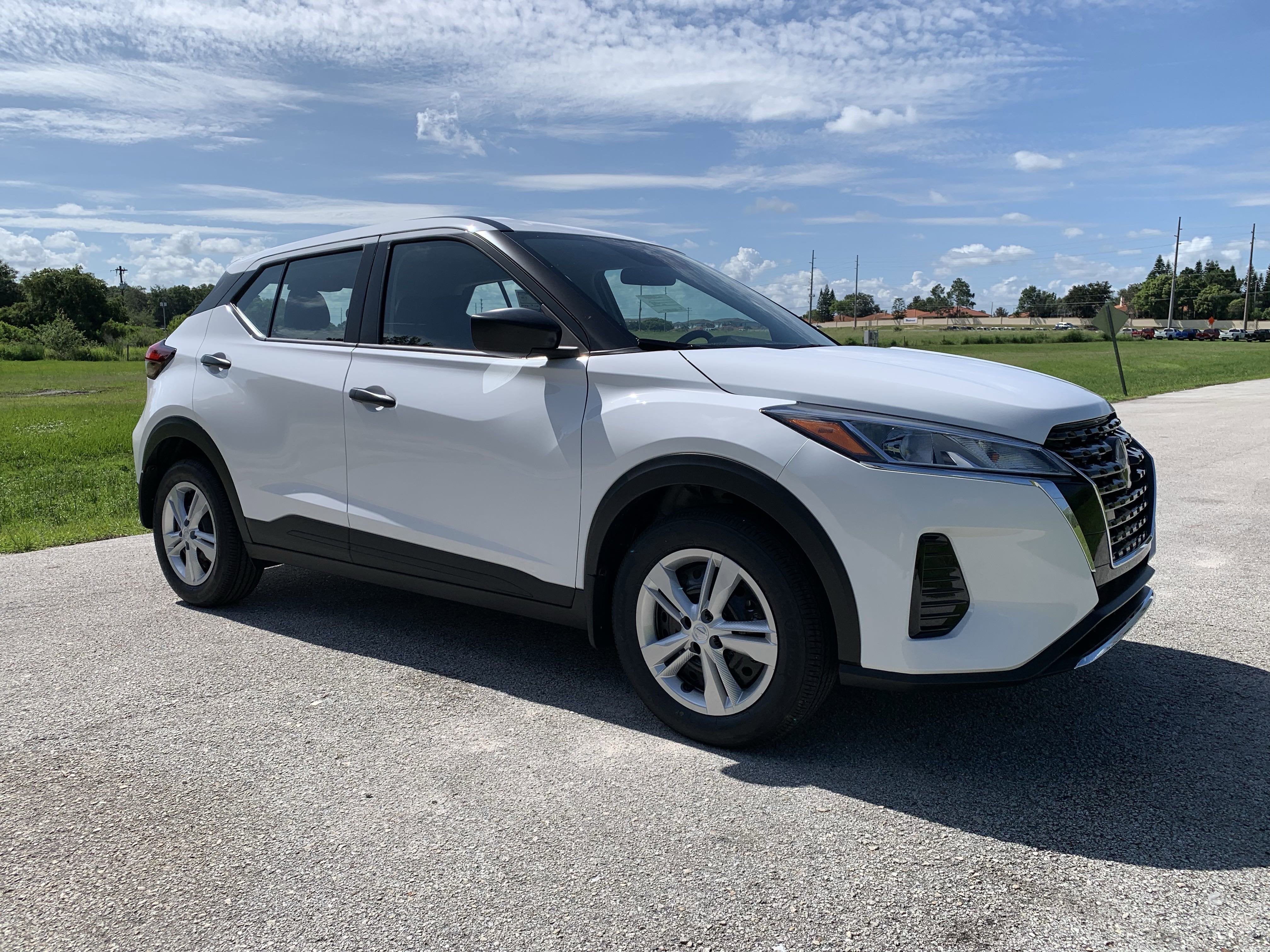 2025 Nissan Kicks Play S