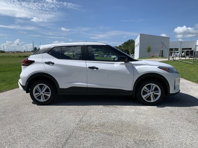 2025 Nissan Kicks Play S