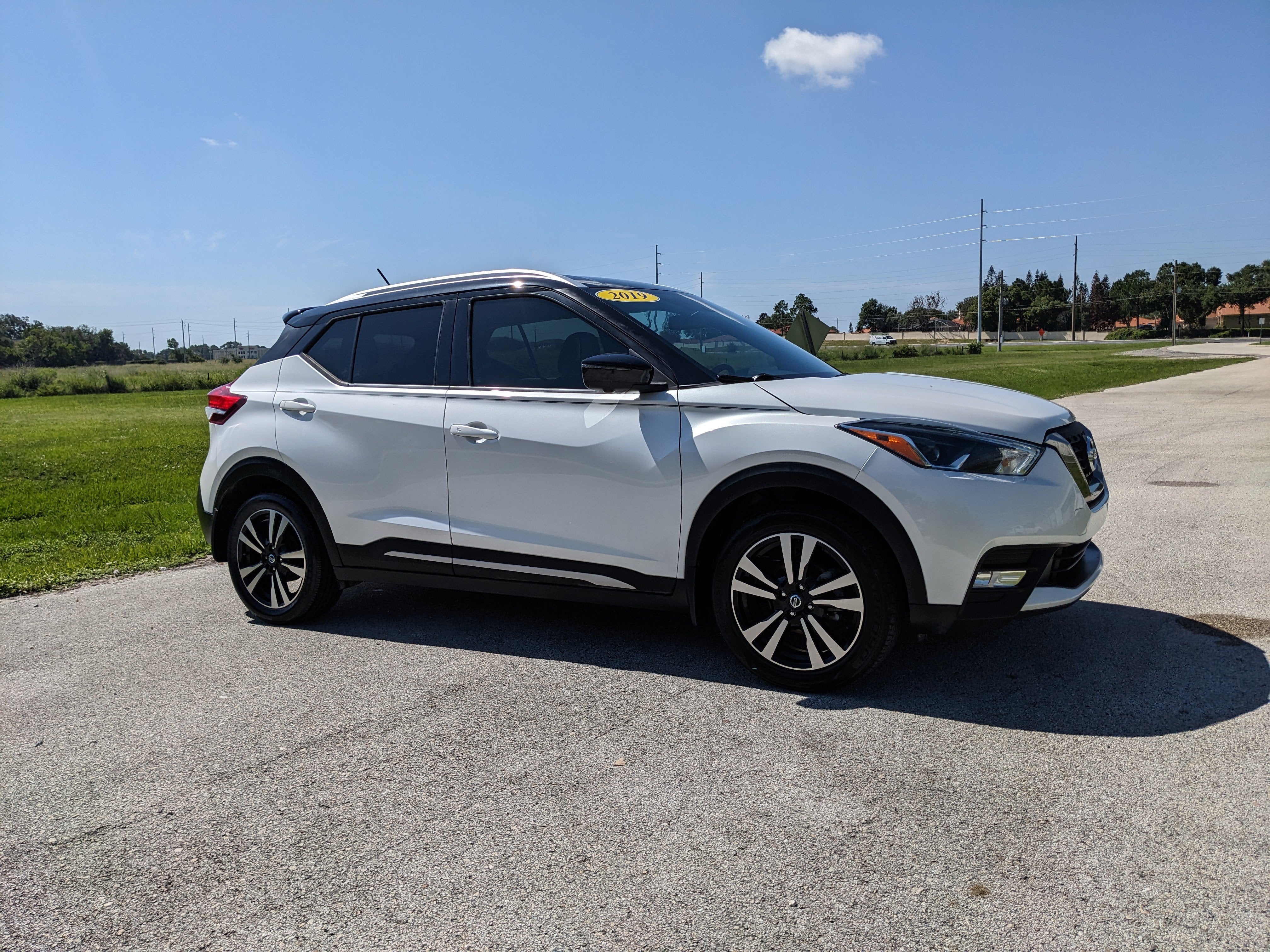 2019 Nissan Kicks SR