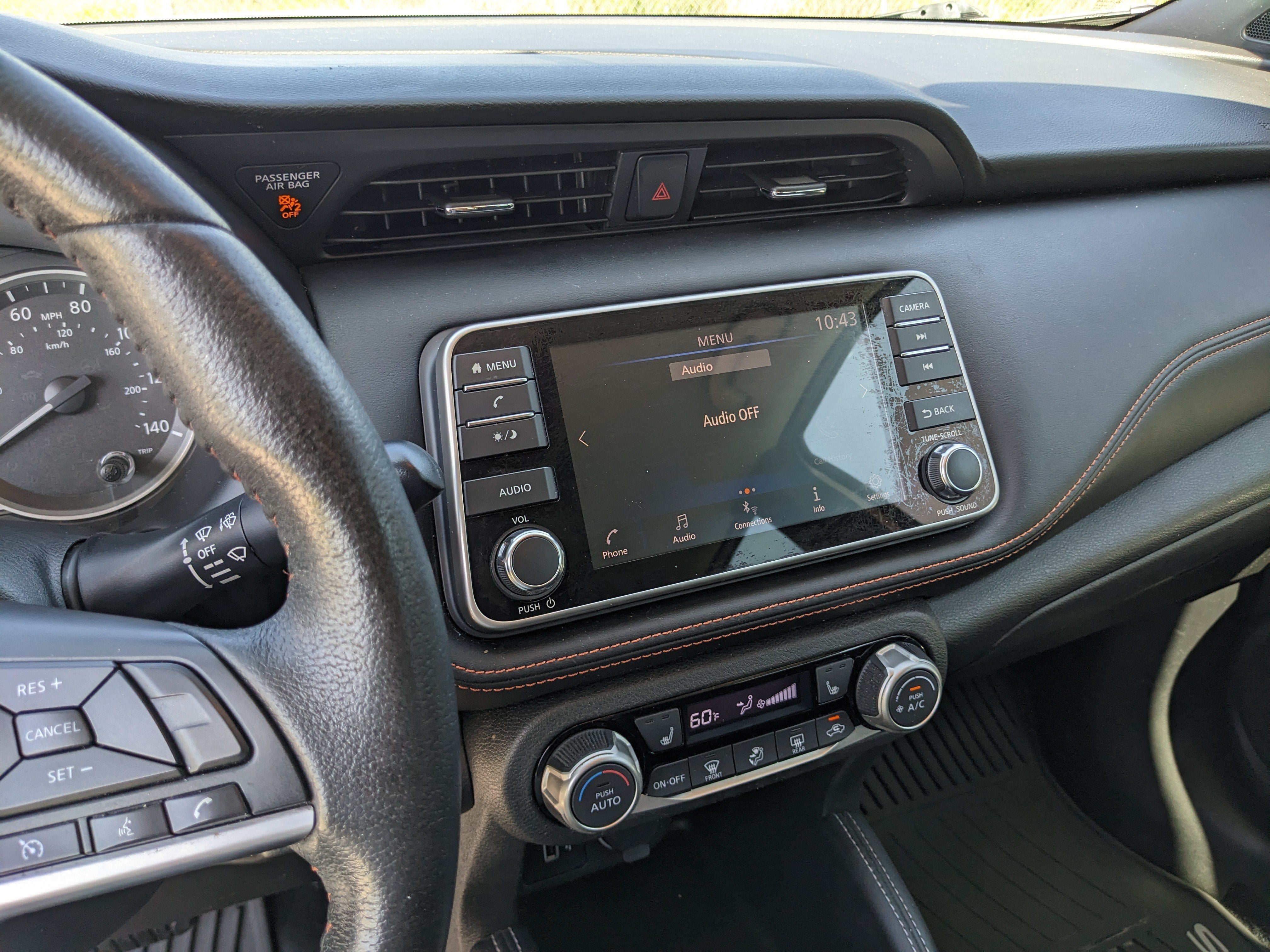 2019 Nissan Kicks SR