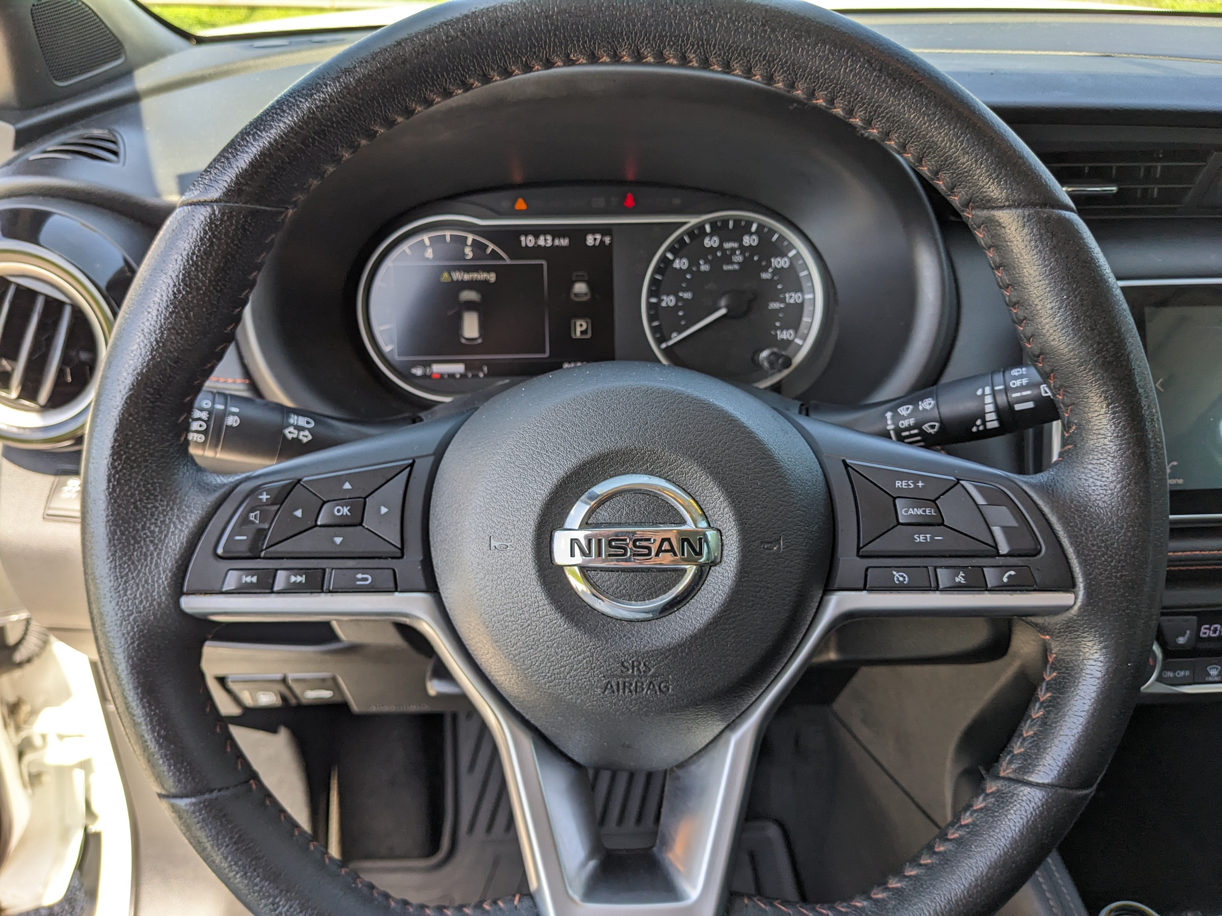 2019 Nissan Kicks SR