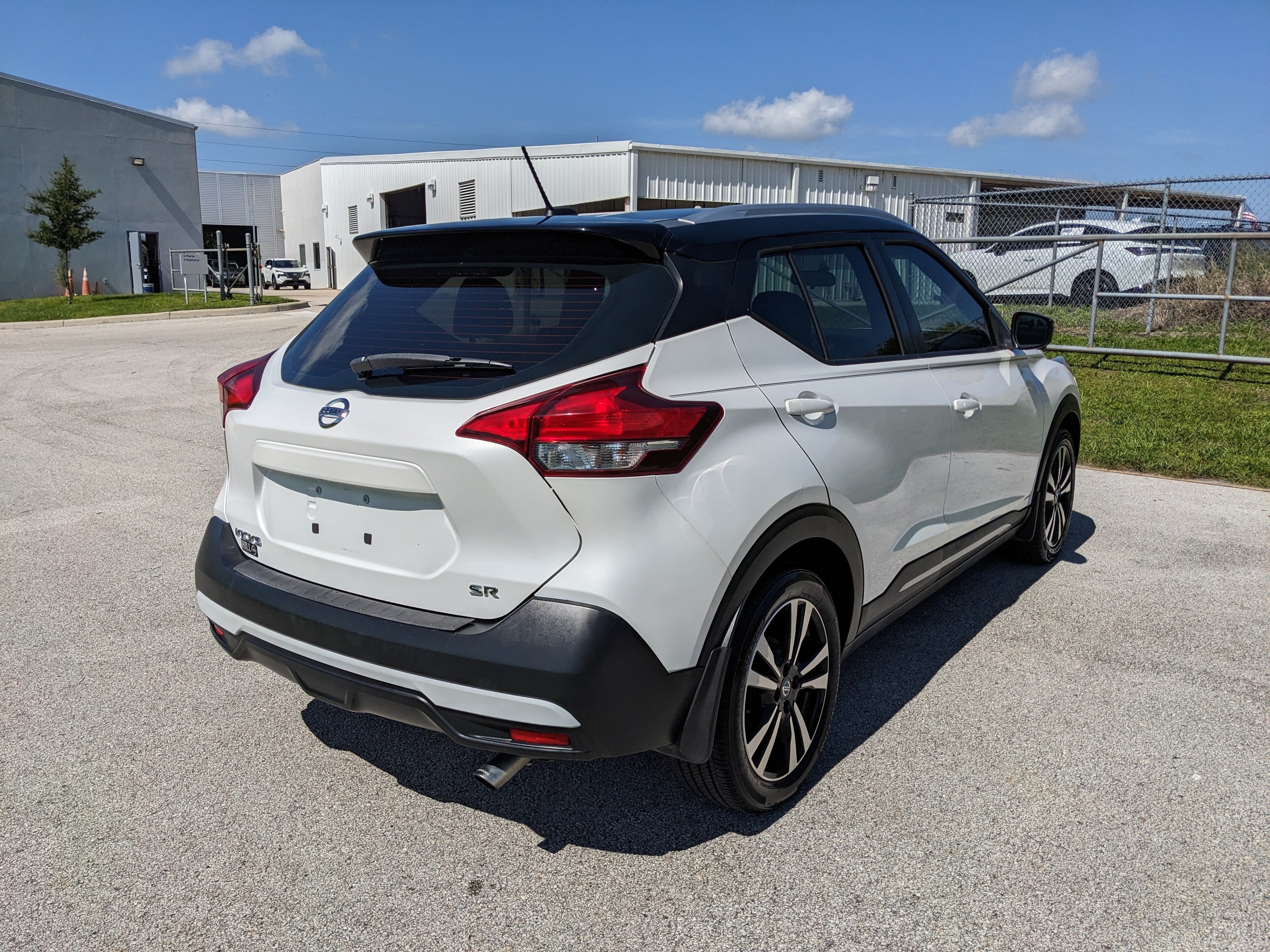 2019 Nissan Kicks SR