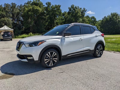 2019 Nissan Kicks SR
