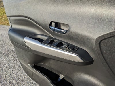 2018 Nissan Kicks SR