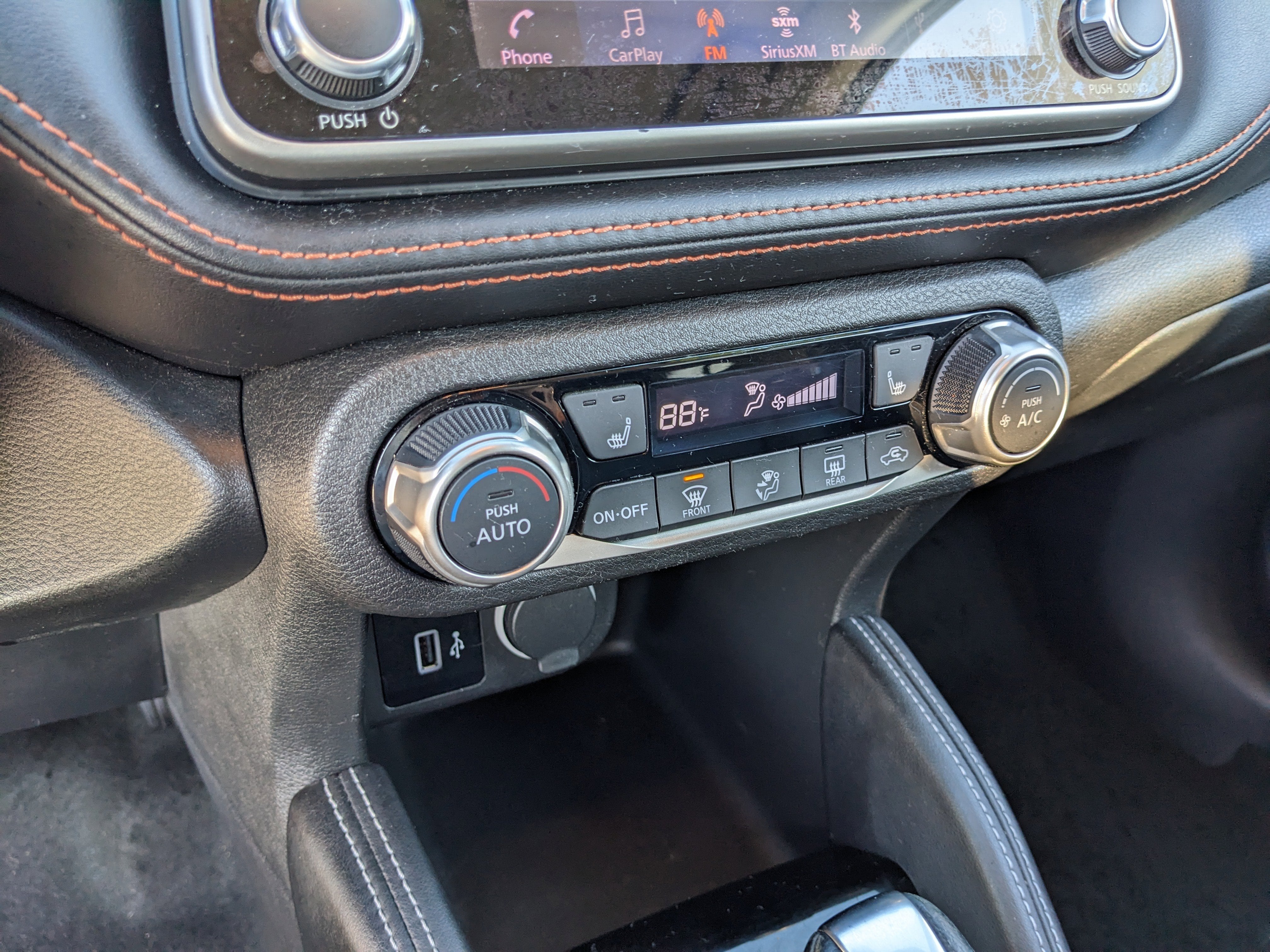 2018 Nissan Kicks SR