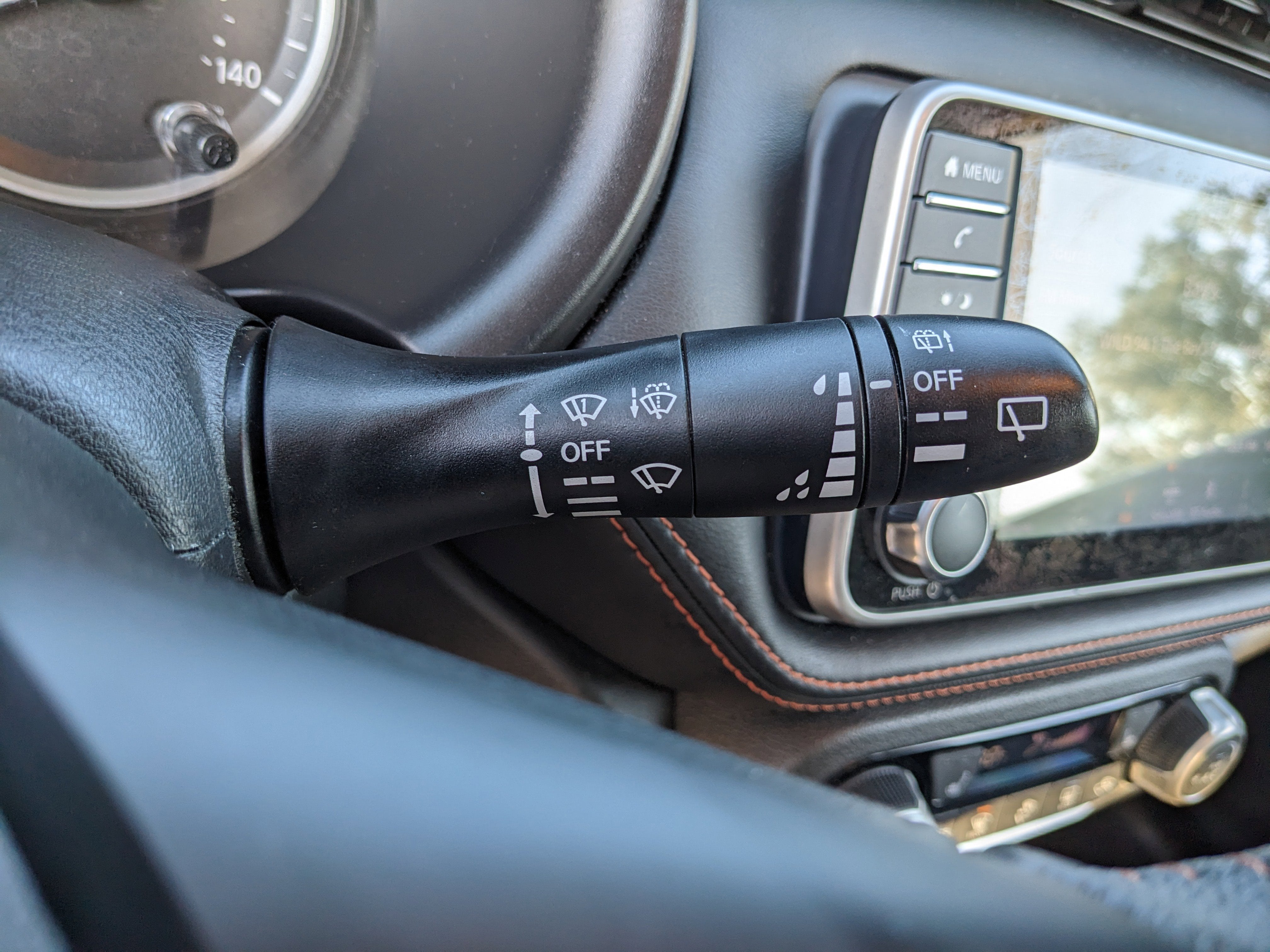 2018 Nissan Kicks SR