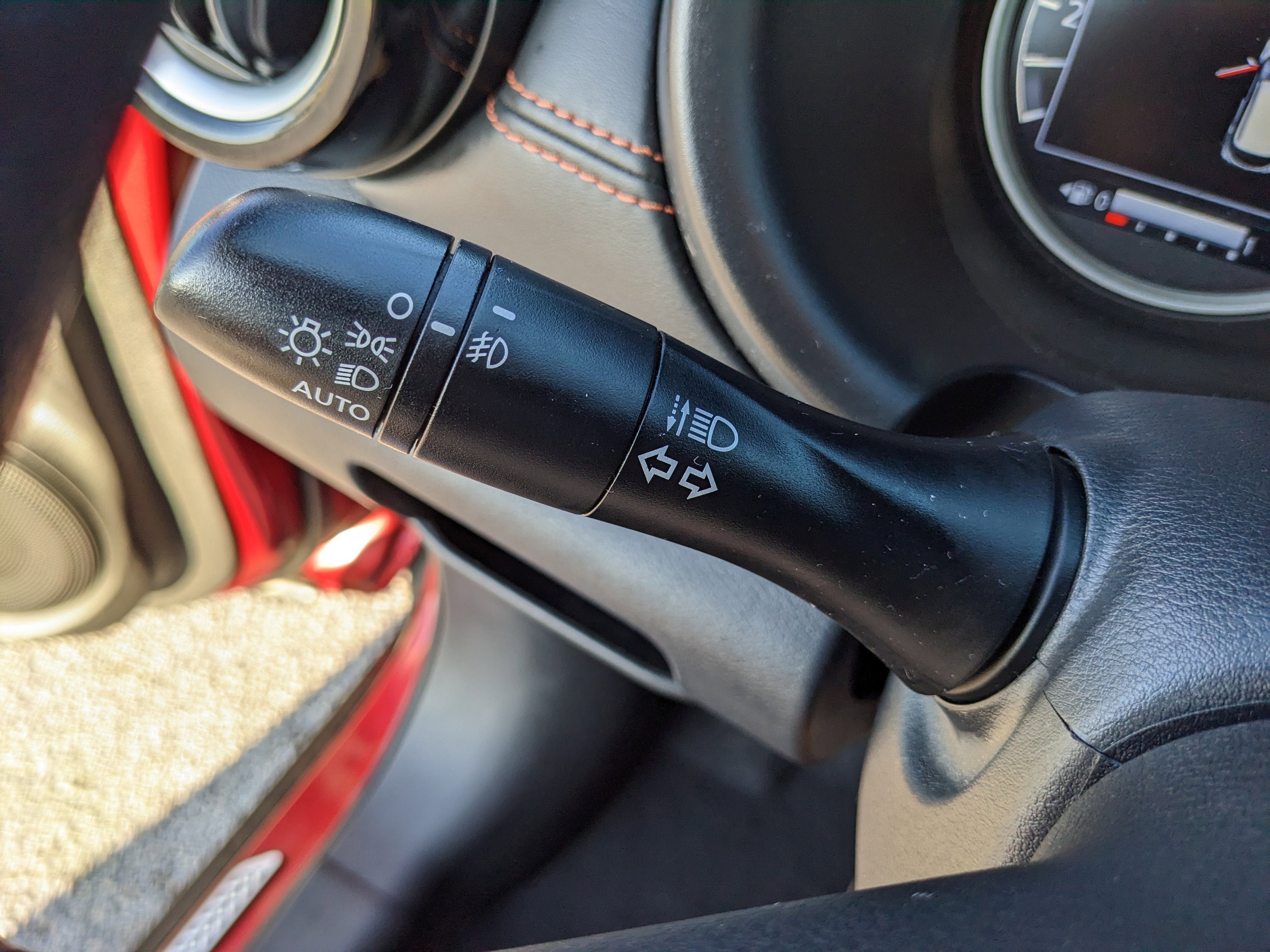 2018 Nissan Kicks SR