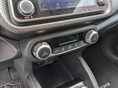 2018 Nissan Kicks SV