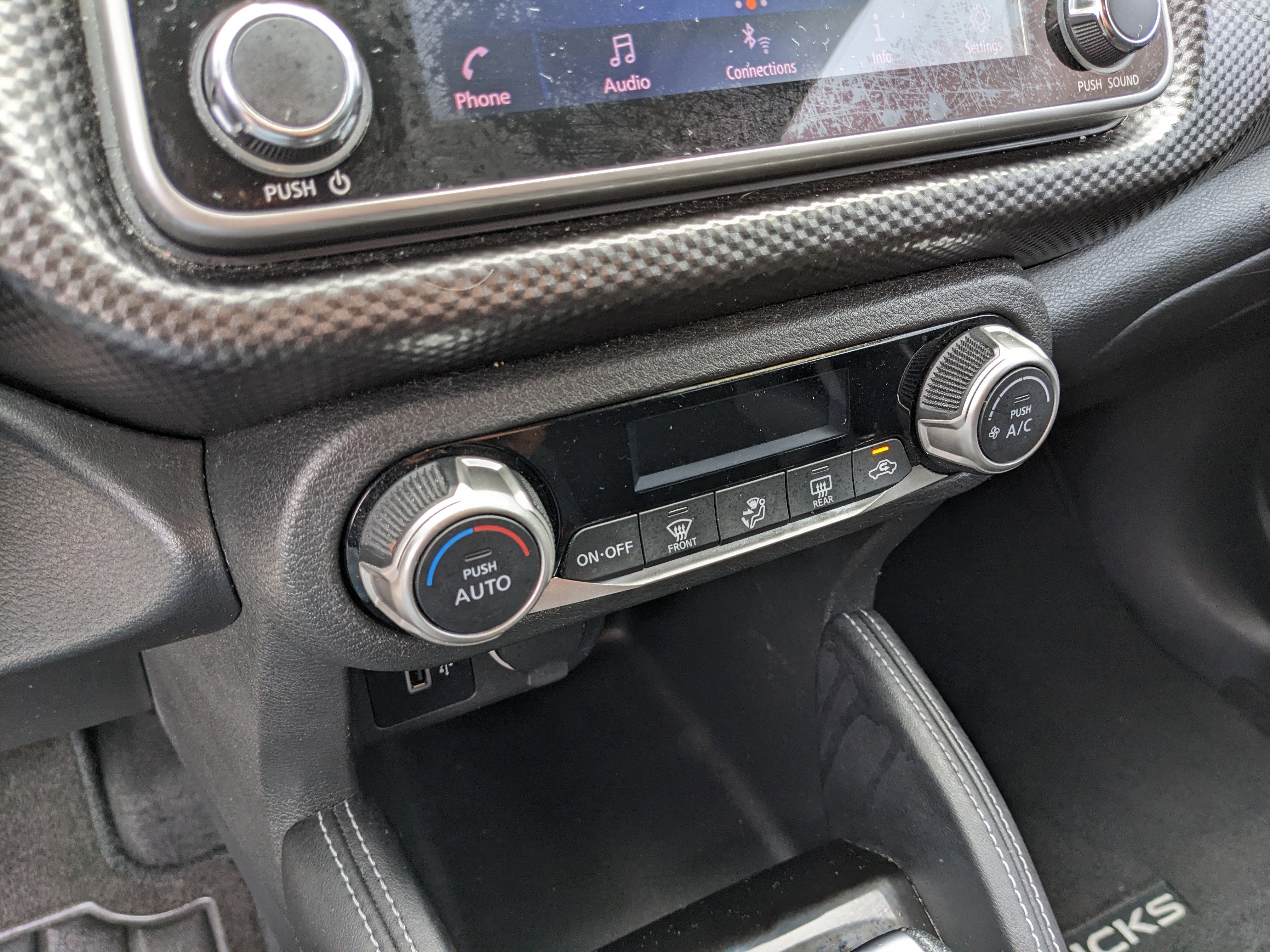 2018 Nissan Kicks SV