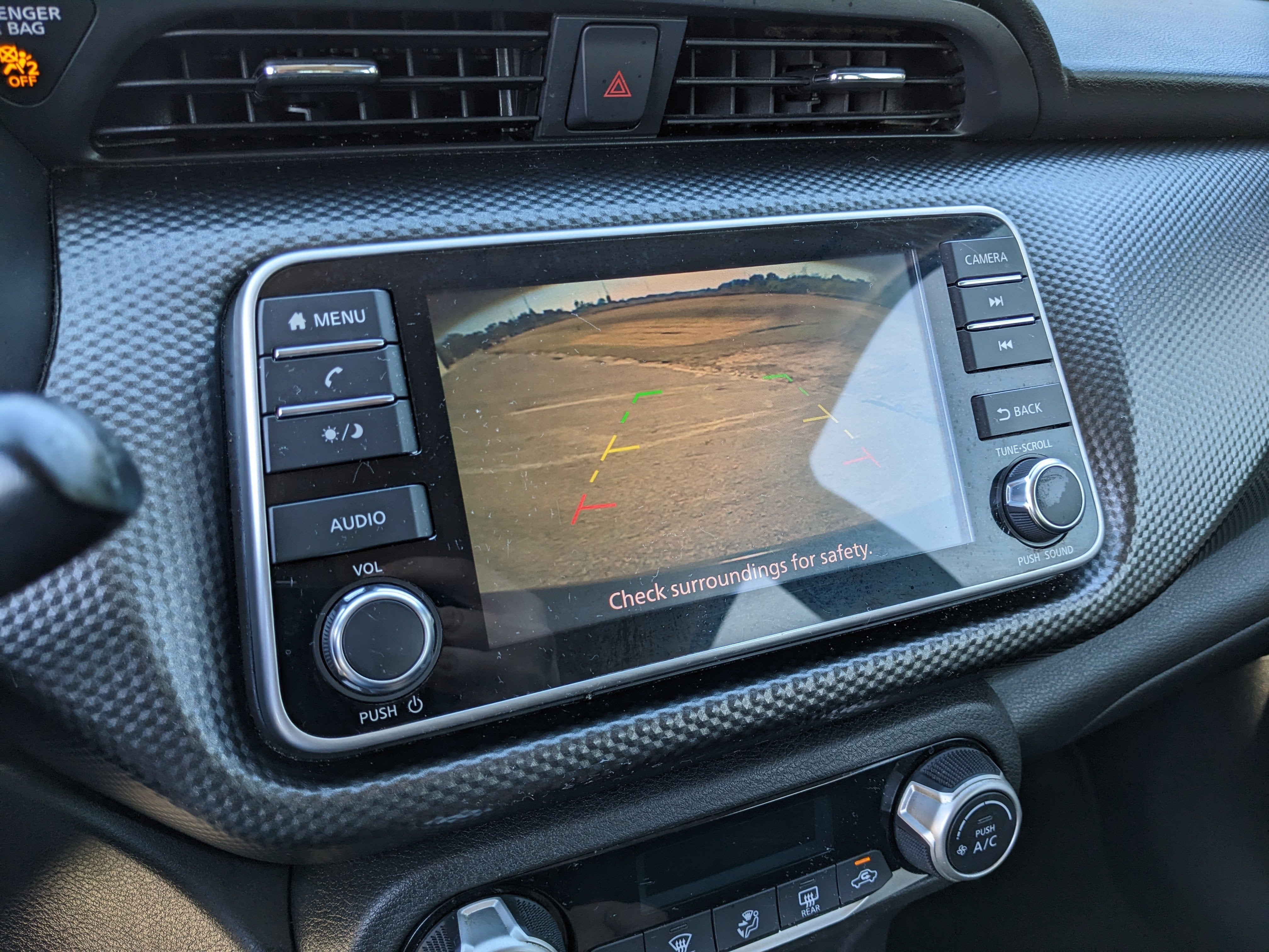 2019 Nissan Kicks SV