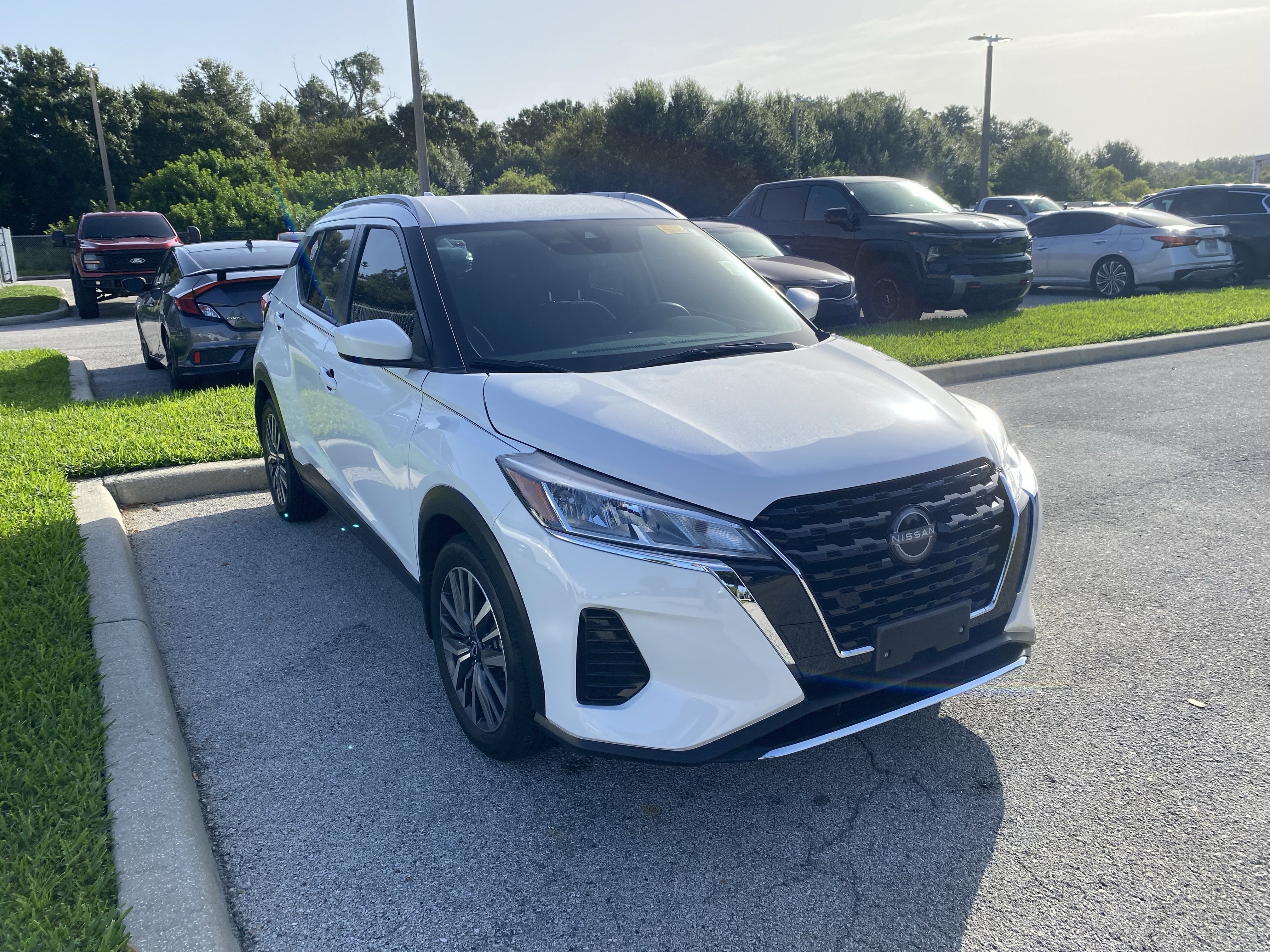 2024 Nissan Kicks SV