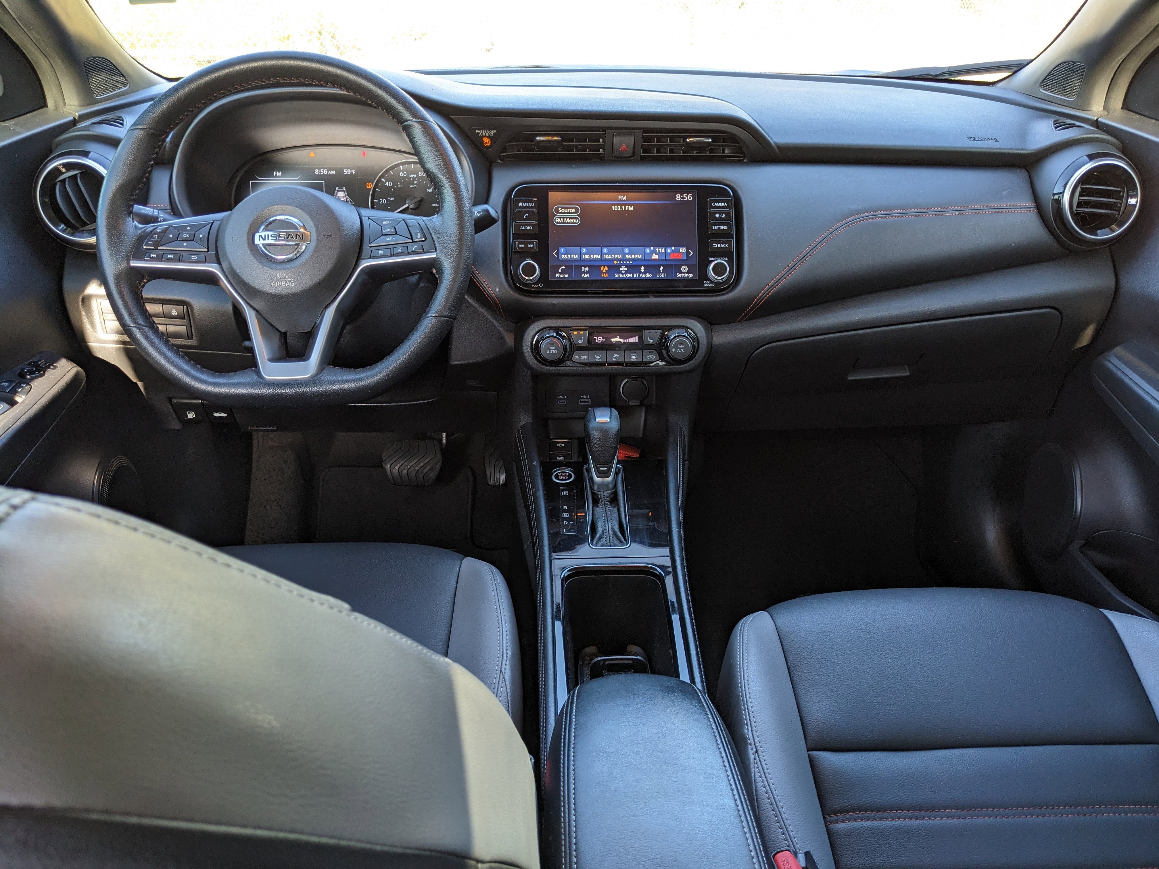 2021 Nissan Kicks SR