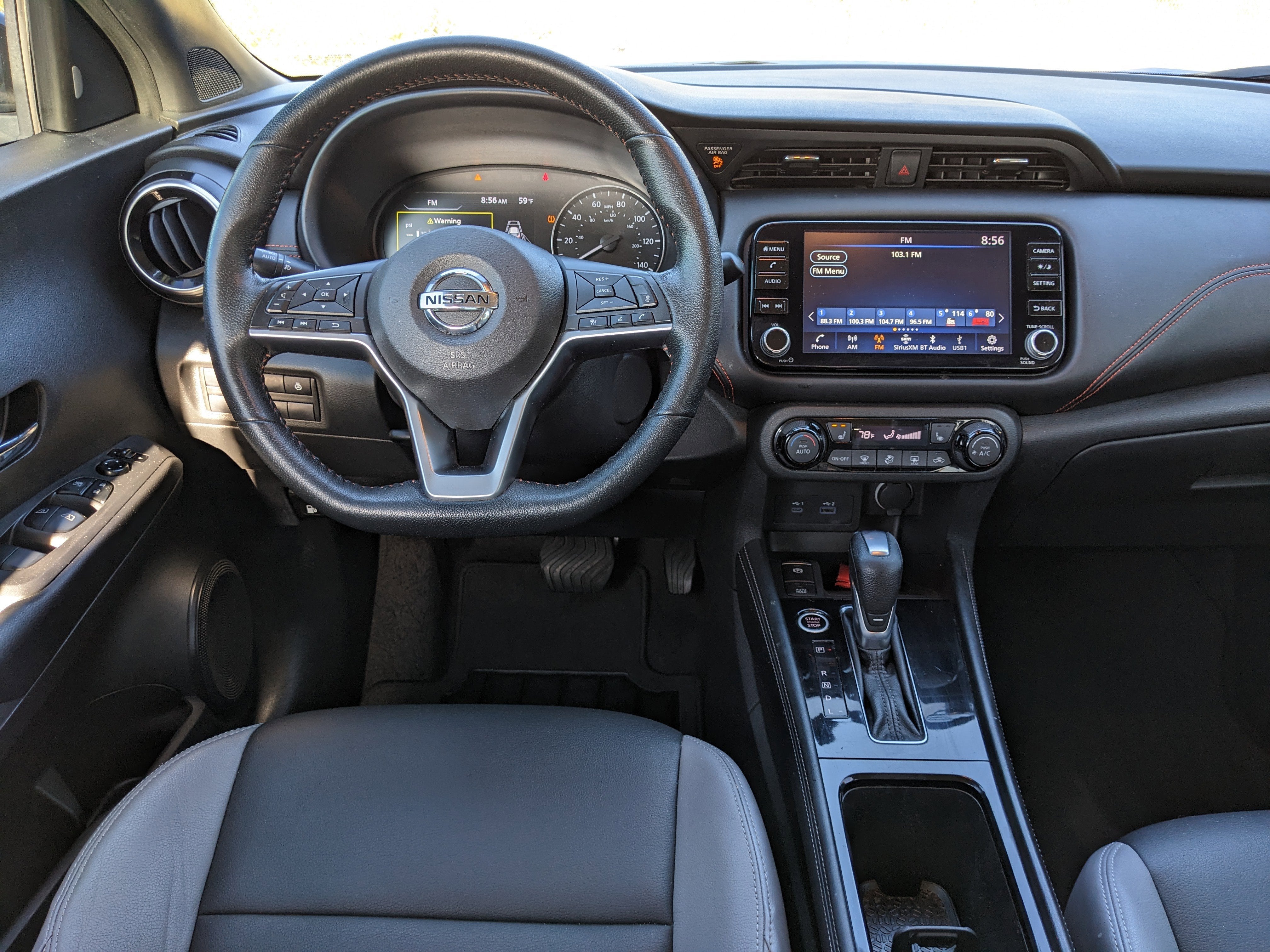 2021 Nissan Kicks SR