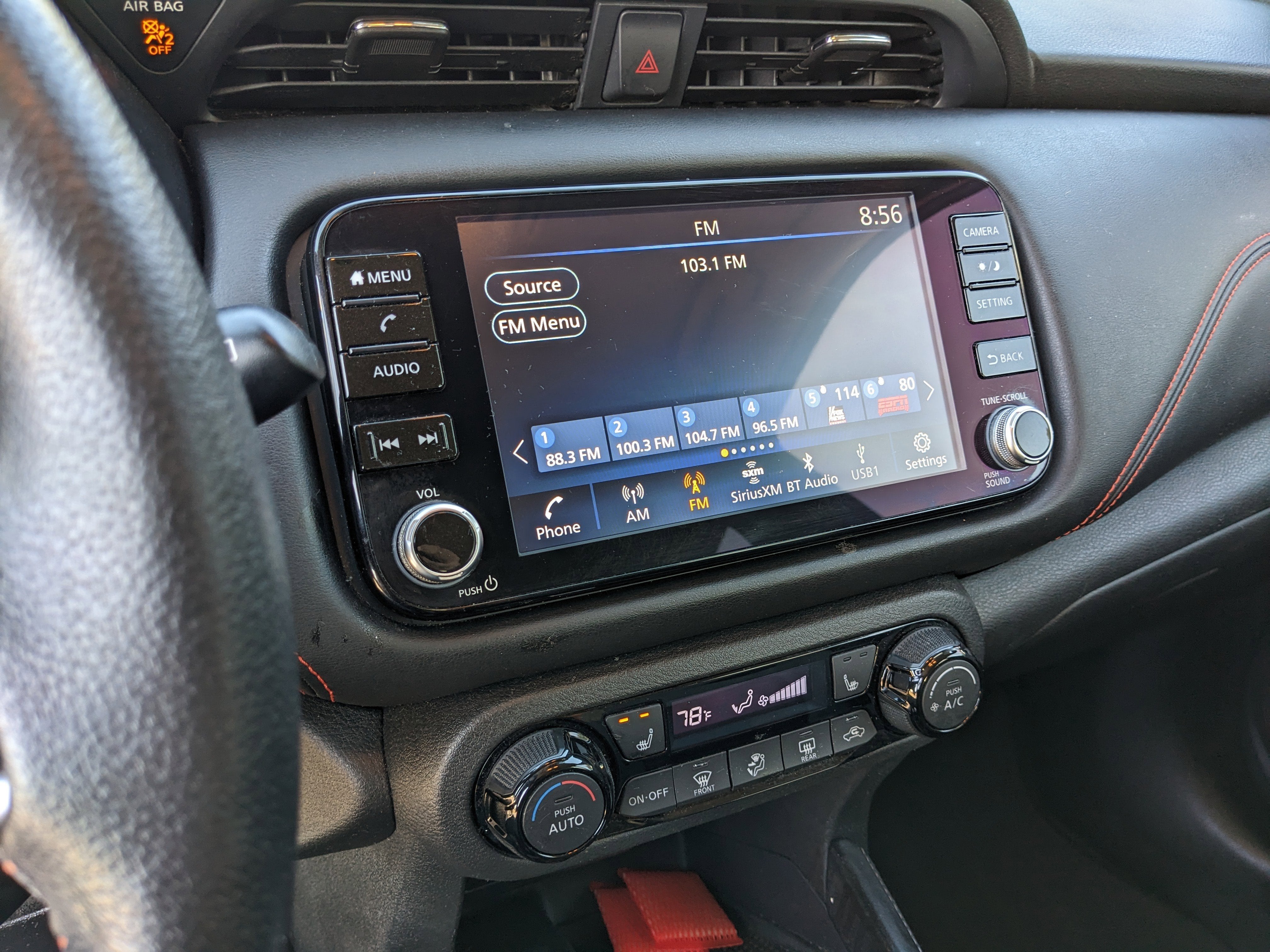 2021 Nissan Kicks SR