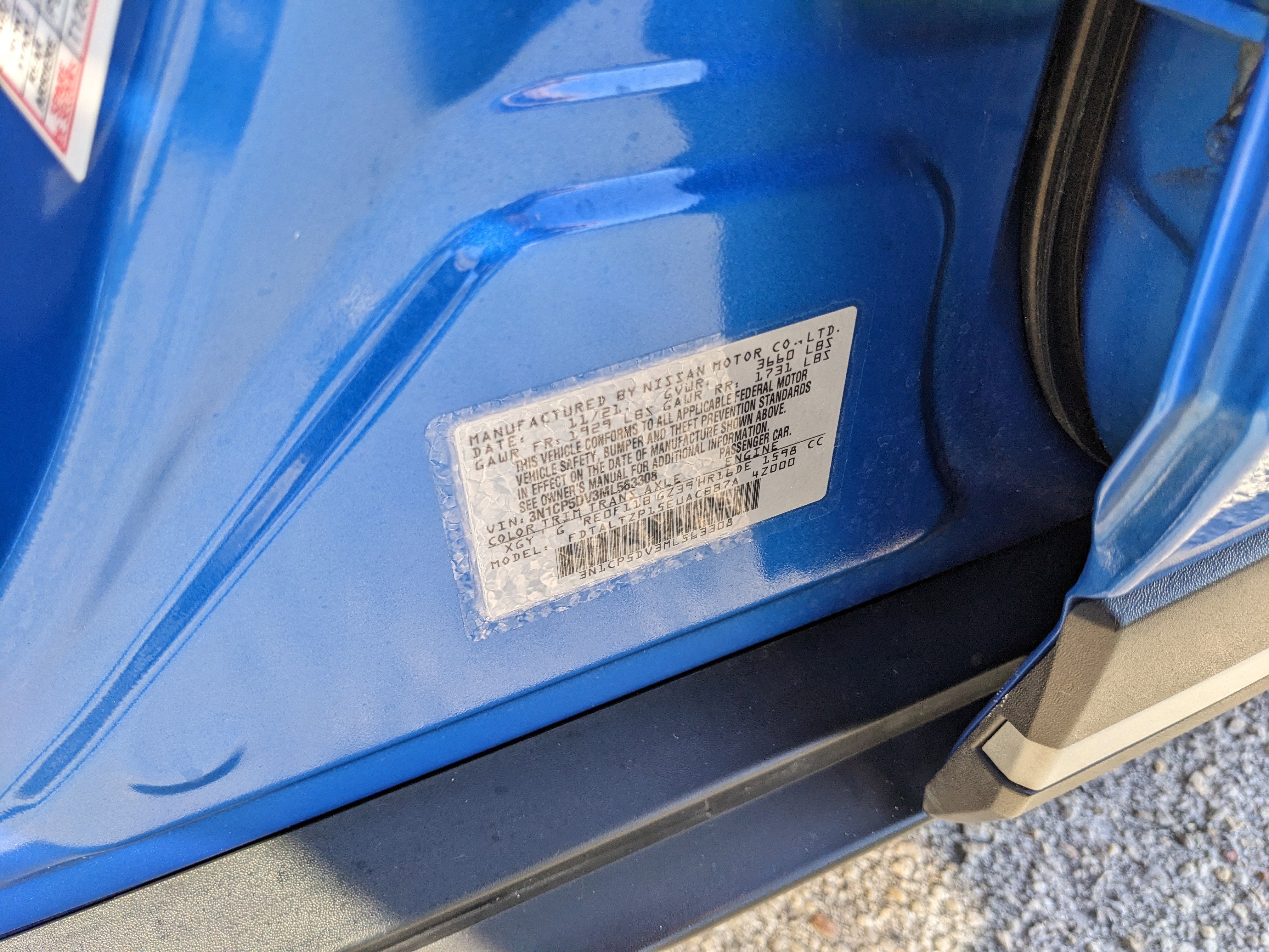 2021 Nissan Kicks SR