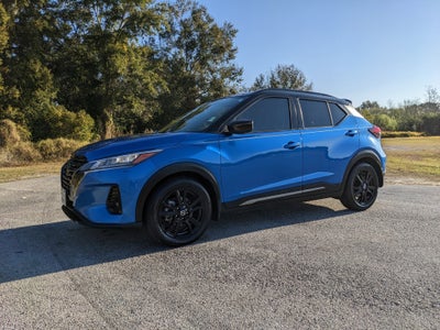 2021 Nissan Kicks SR