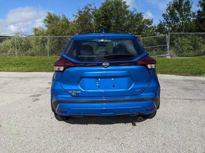 2023 Nissan Kicks SR