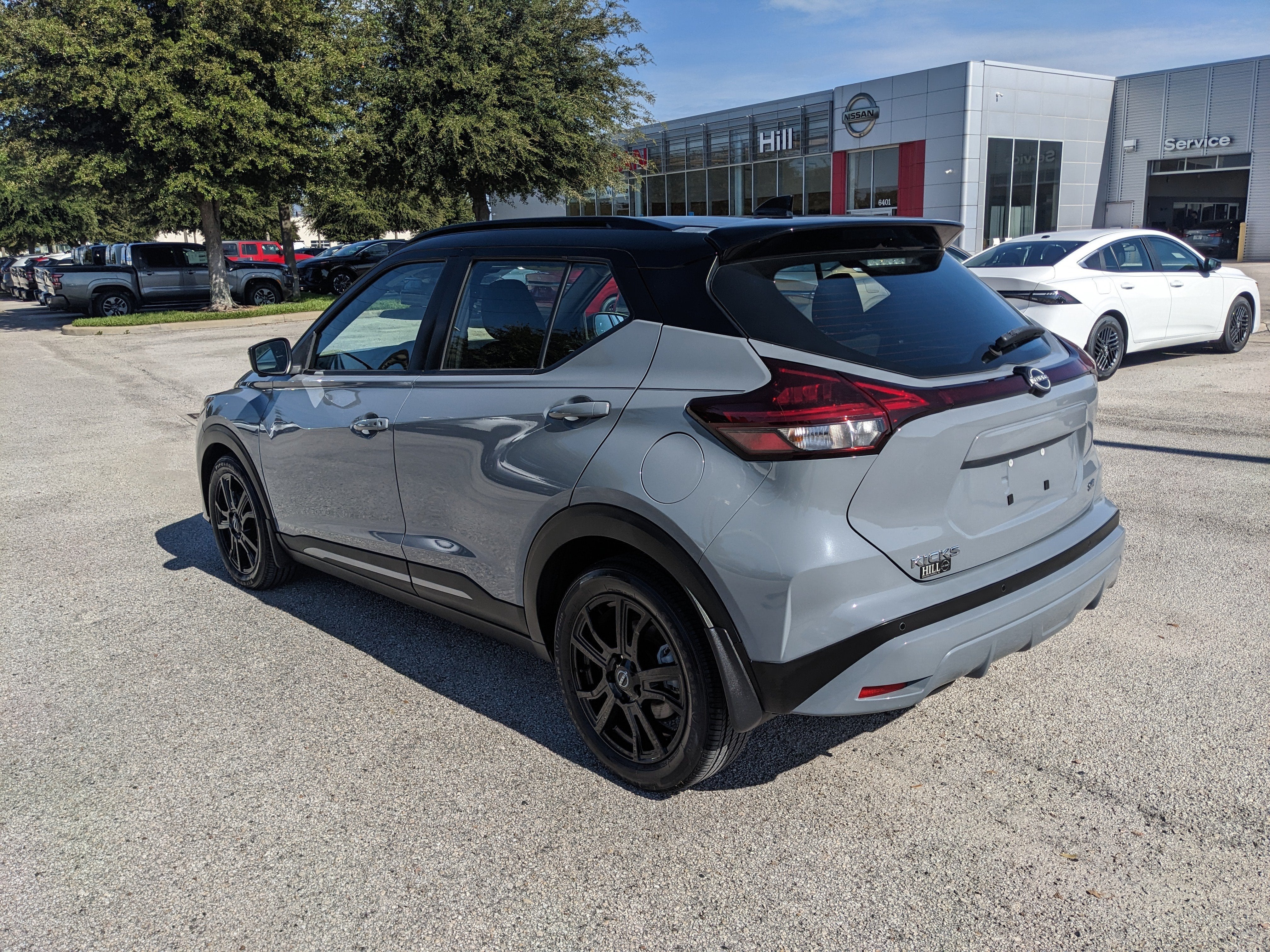 2024 Nissan Kicks SR