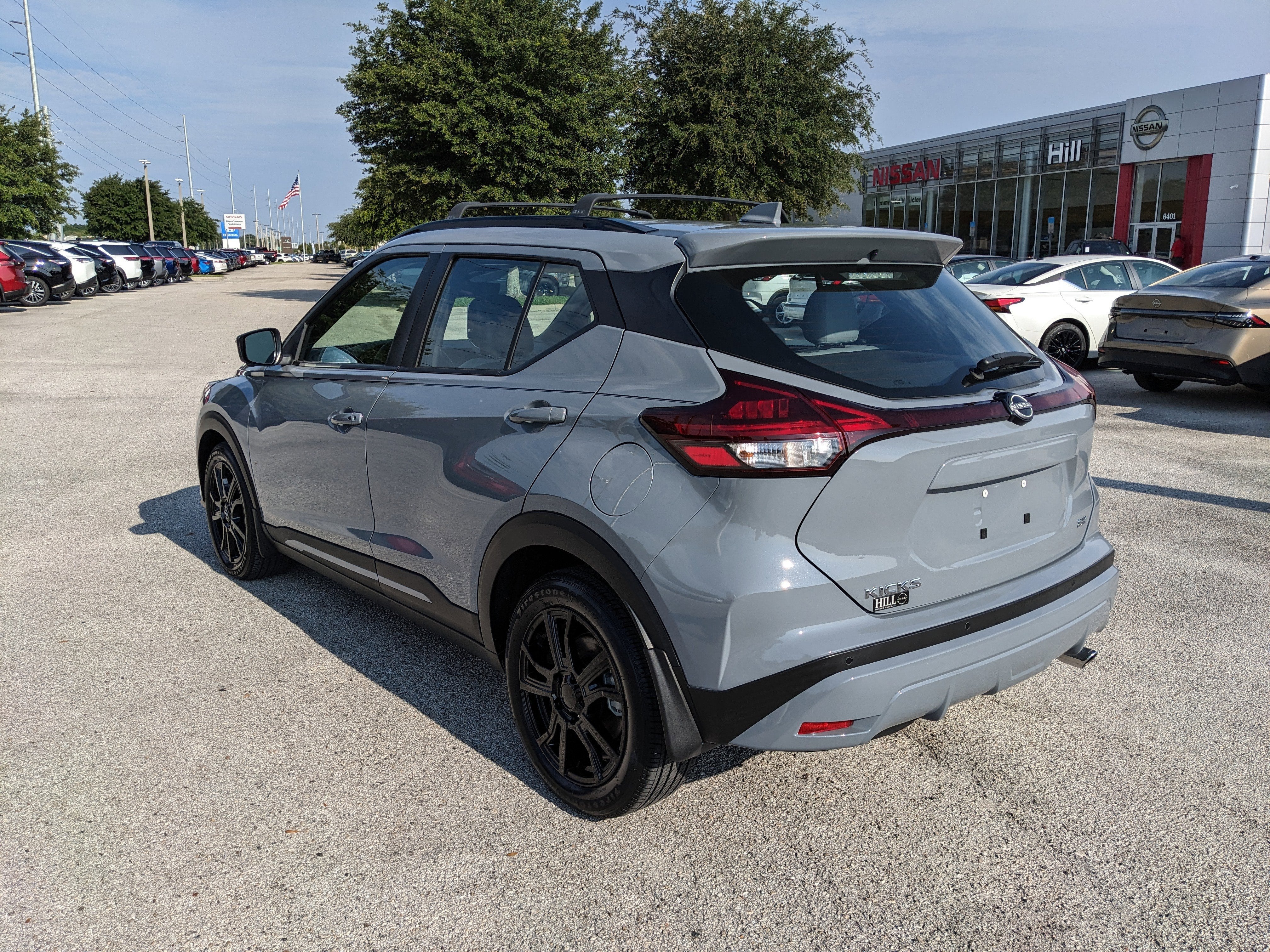 2024 Nissan Kicks SR