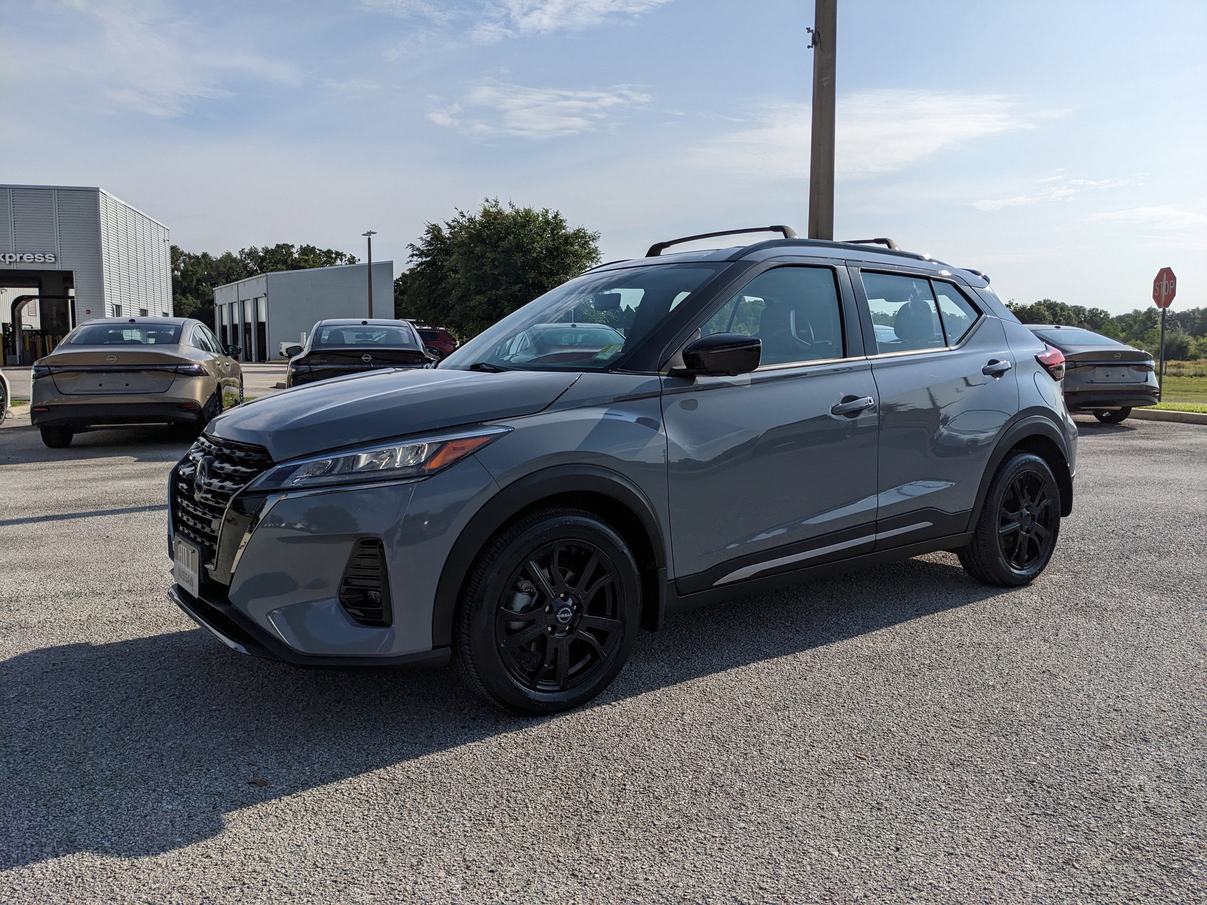2024 Nissan Kicks SR