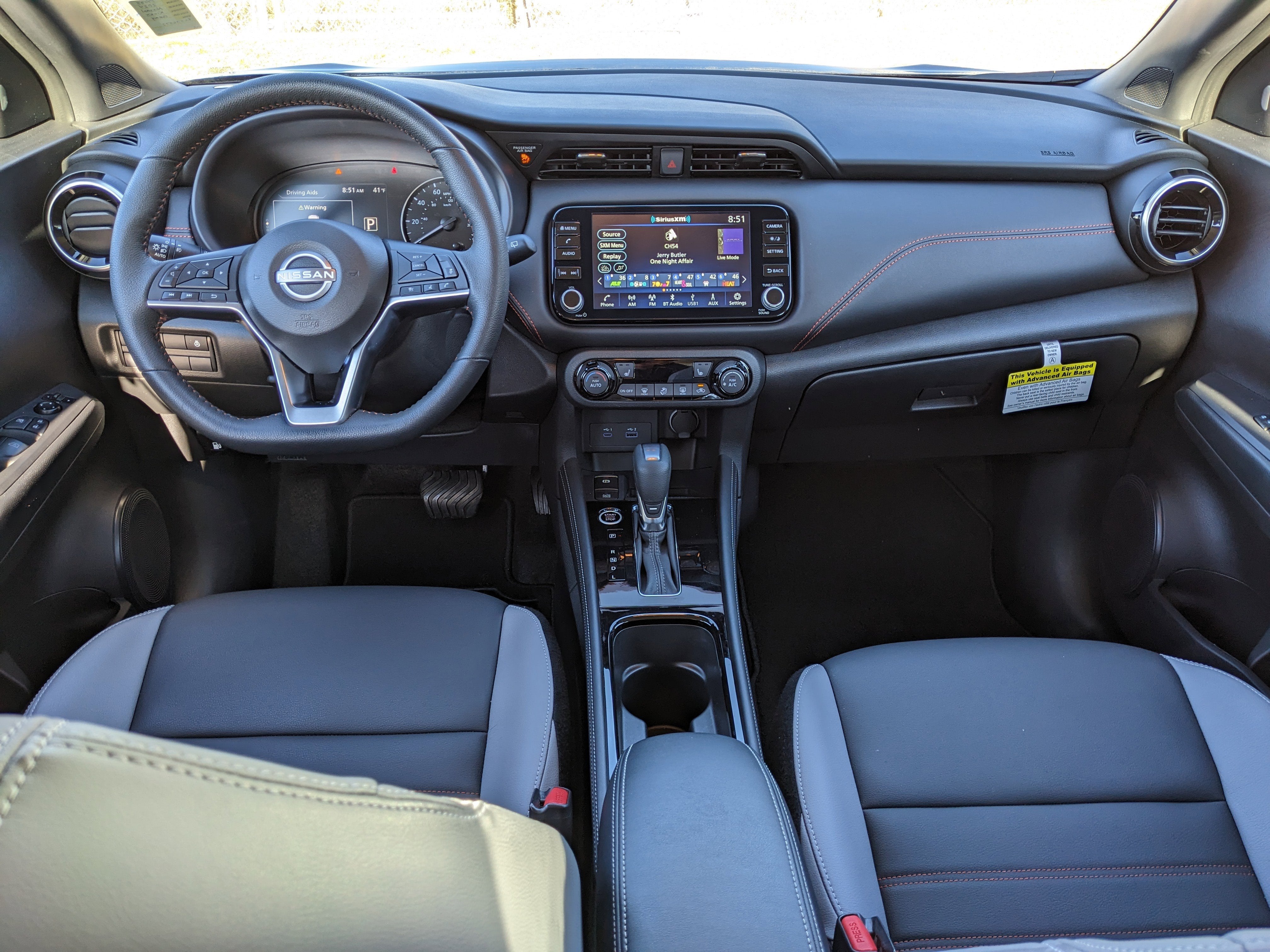 2024 Nissan Kicks SR